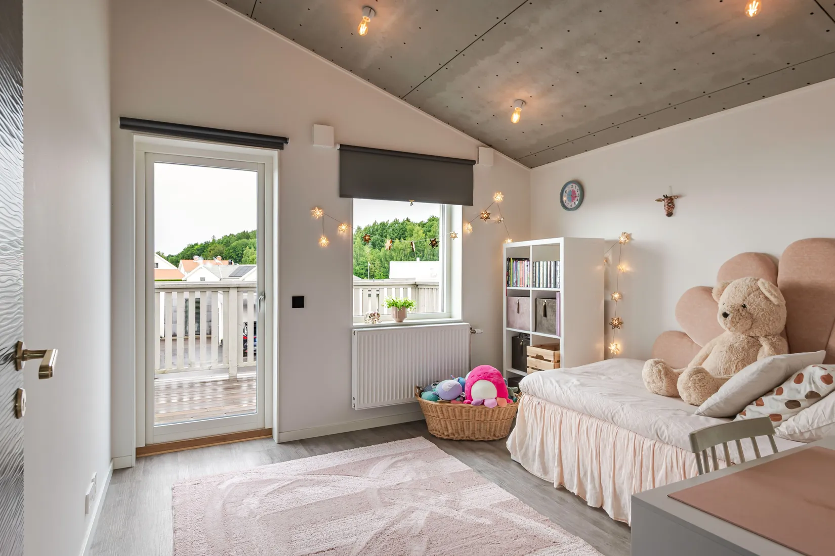 Villa, Radhus, Mästerbovägen 22, Södra Freberga, Motala