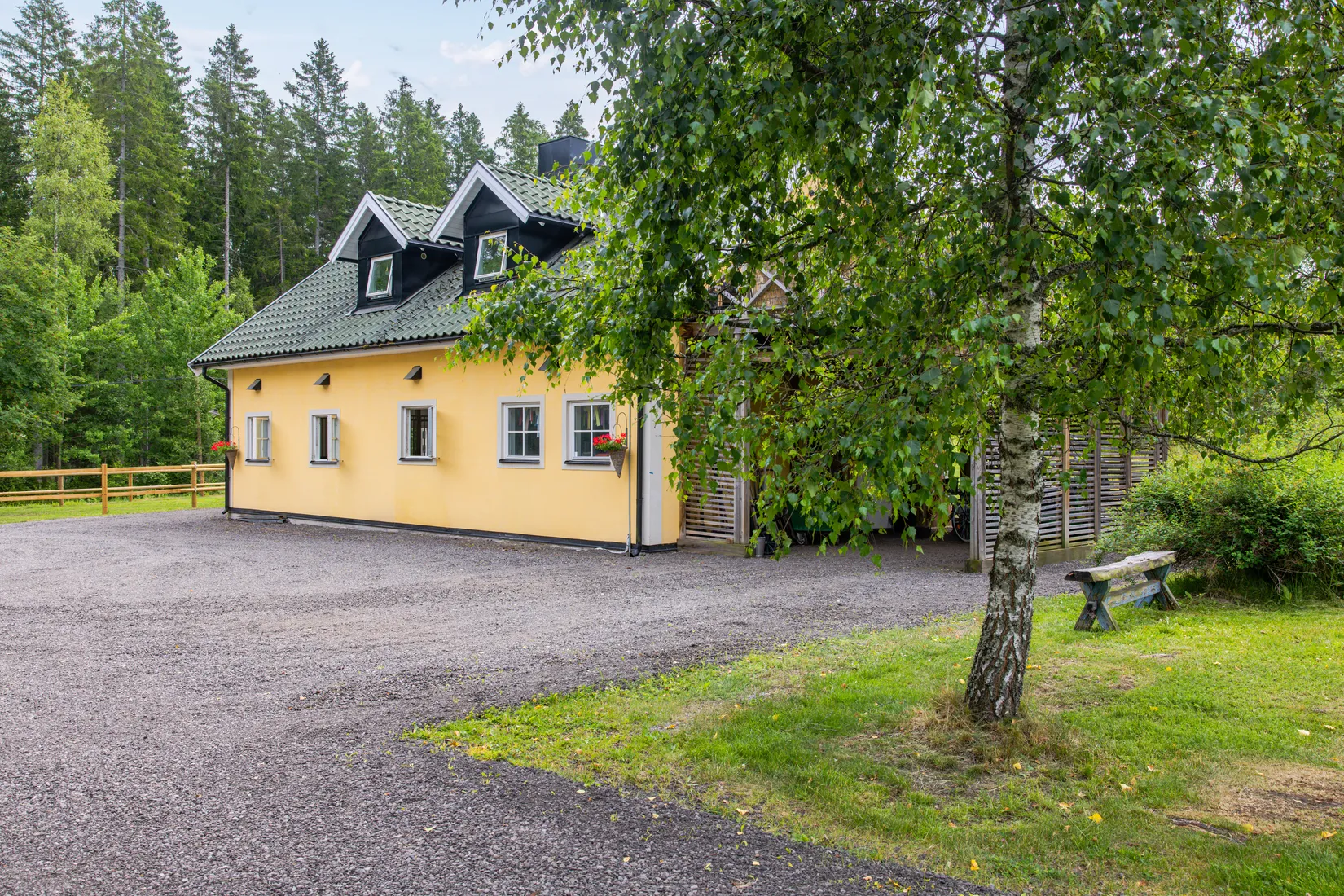 Gård/Skog, Tornbergavägen 15, Tungelsta, Haninge