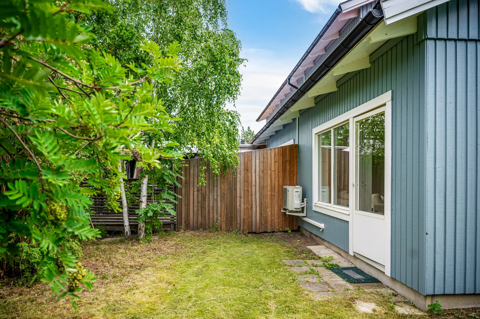 Villa, Radhus, Runöbacken 57, Runö backe, Österåker