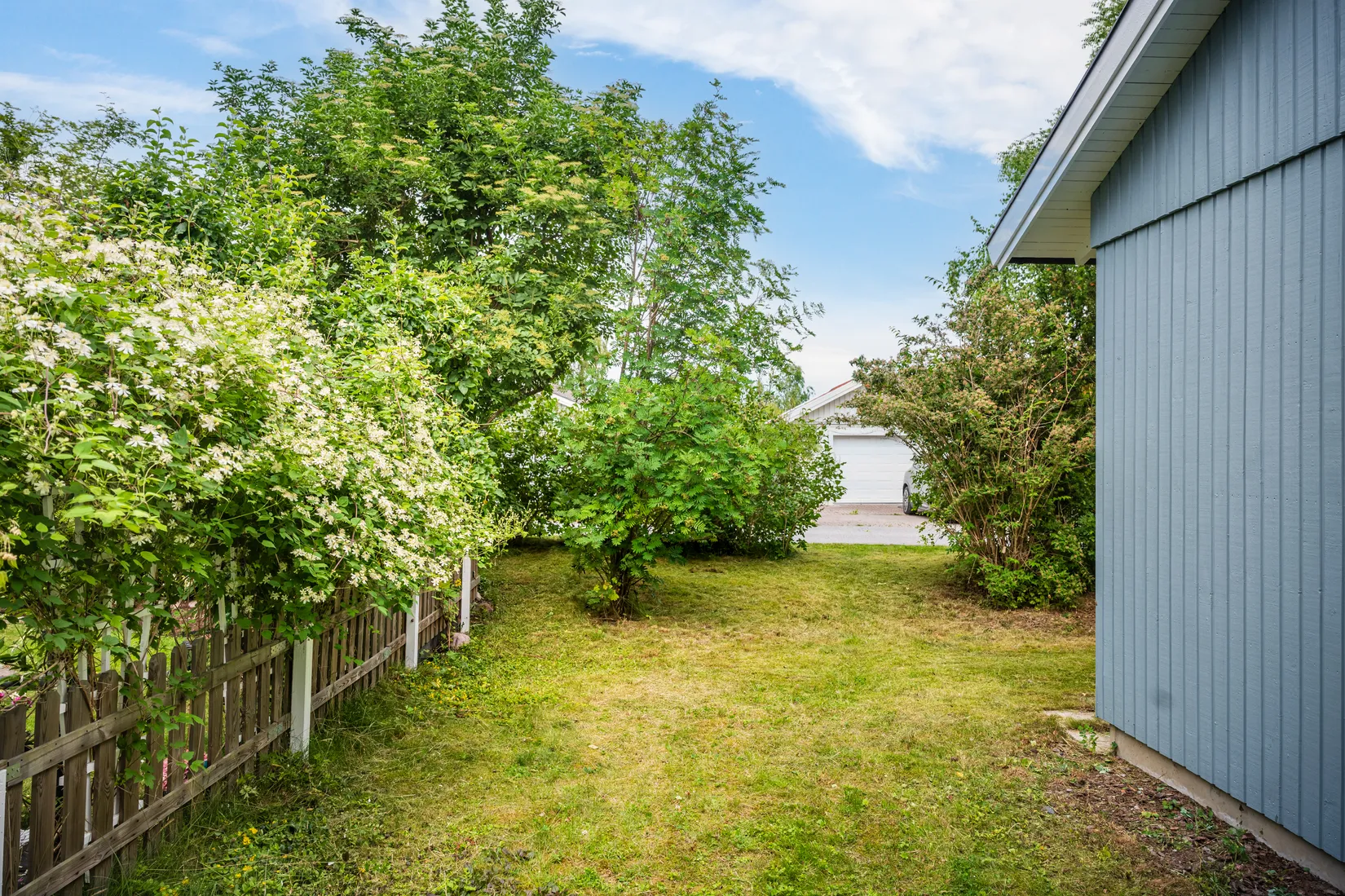 Villa, Radhus, Runöbacken 57, Runö backe, Österåker