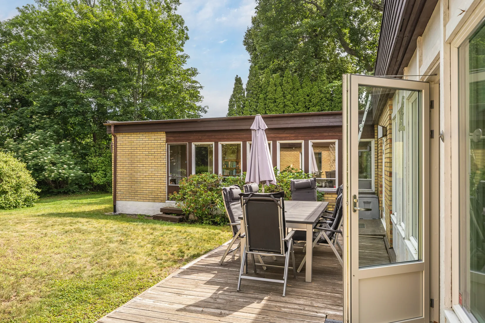 Villa, Klockarvägen 8, Bro - Gamla Bro, Upplands-Bro
