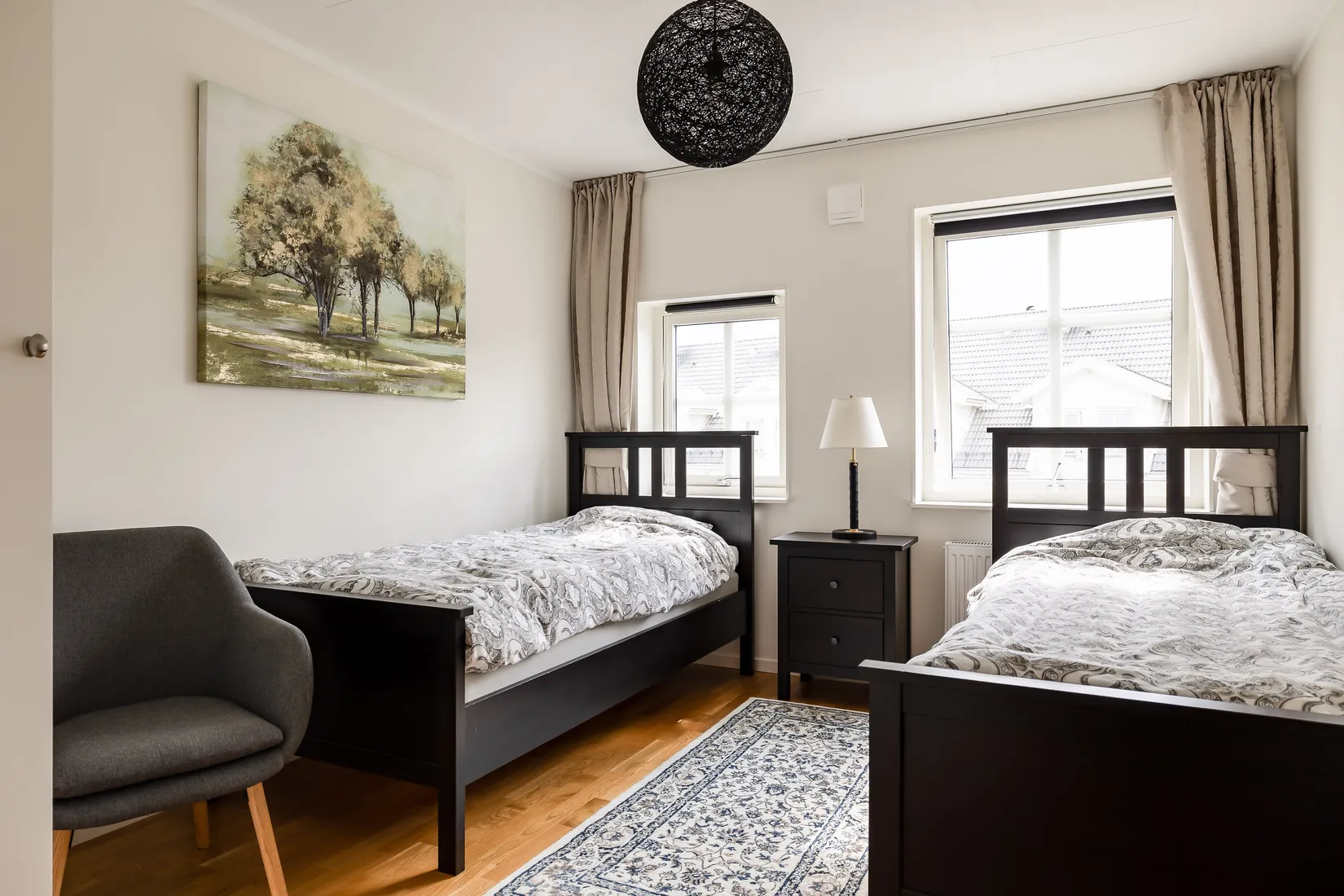 Radhus, Viktor Dahléns Väg 54, Mosås, Örebro