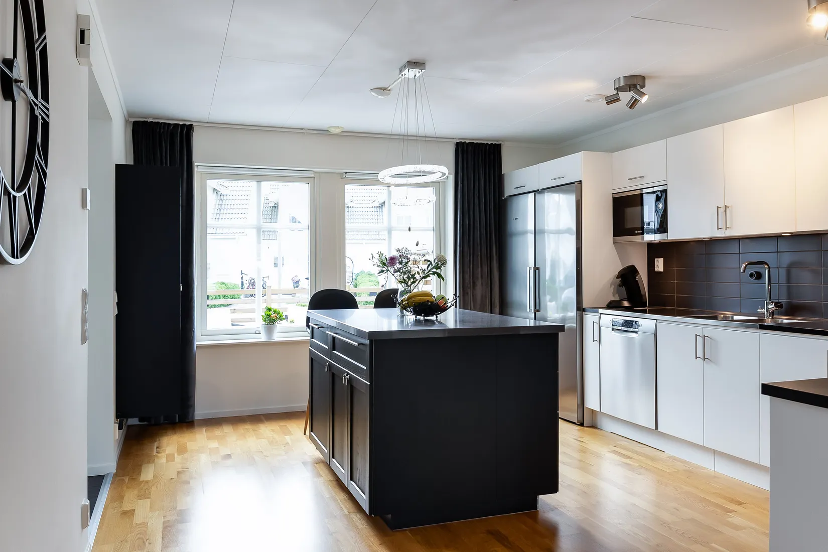 Radhus, Viktor Dahléns Väg 54, Mosås, Örebro