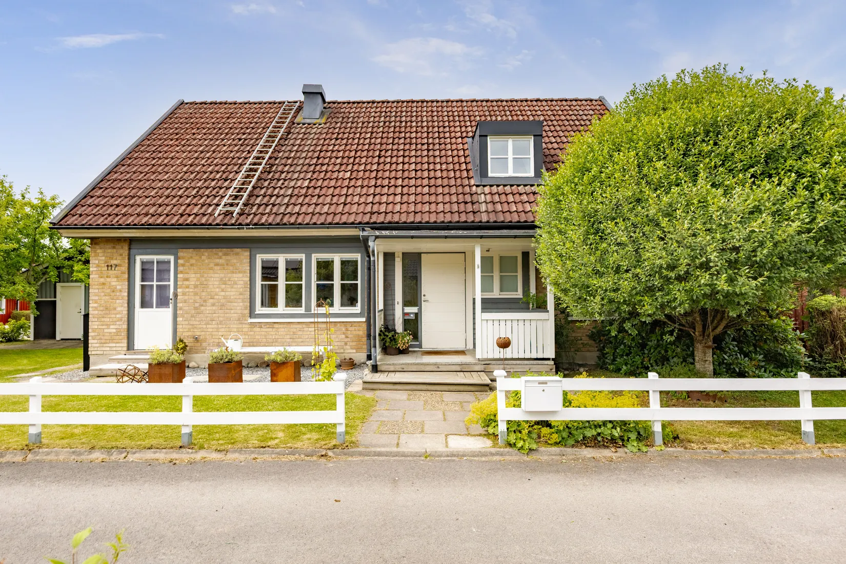 Villa, Skälbygatan 117, Skälby, Västerås