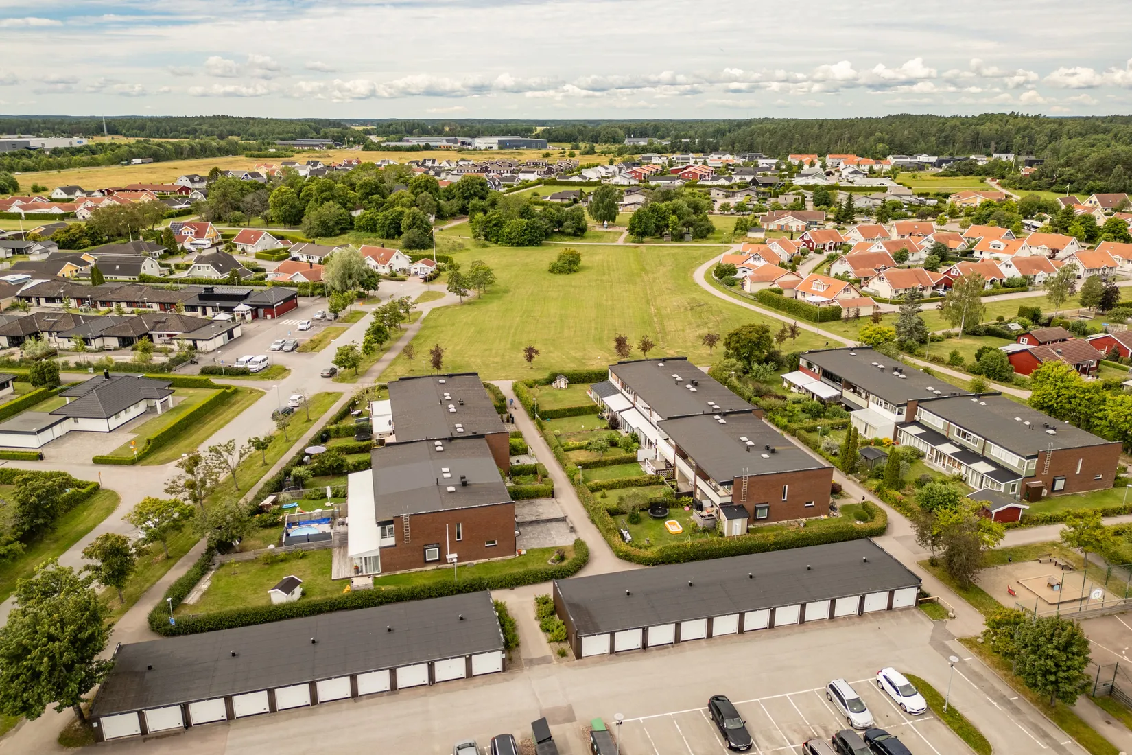 Villa, Rösegårdsgatan 142, Skälby, Västerås