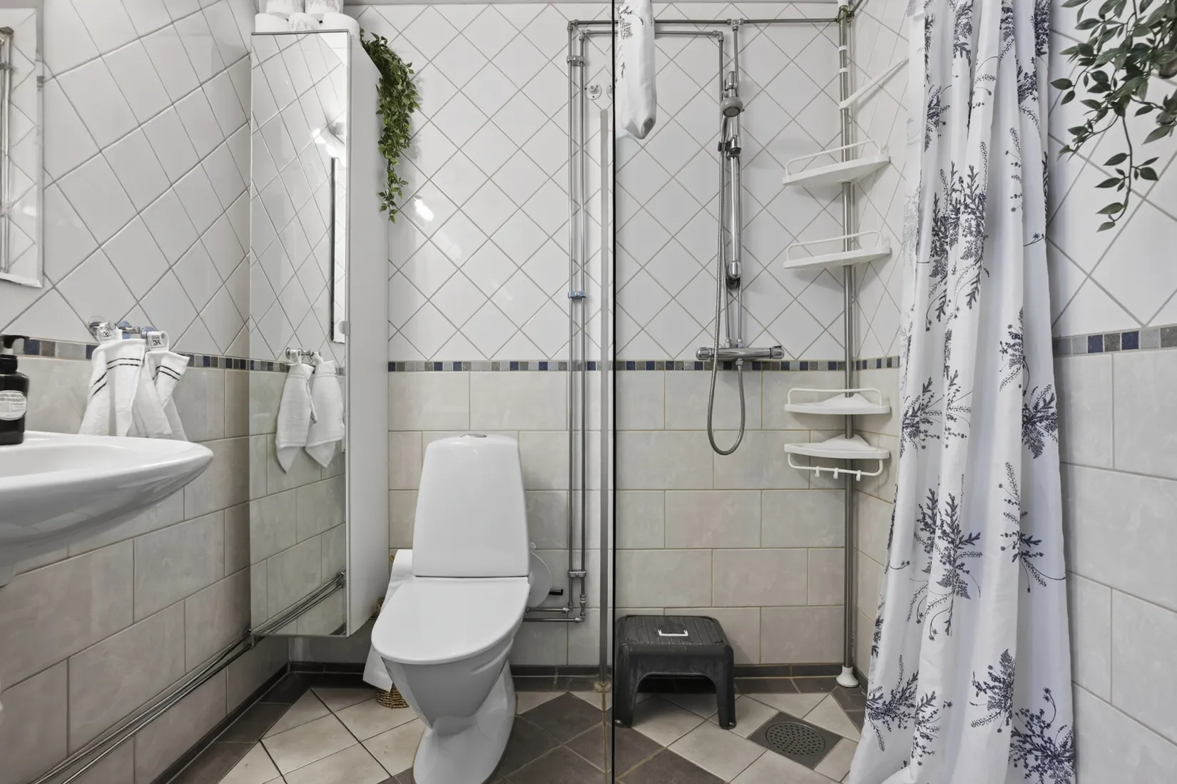 Bostadsrätt, Högstadieplan 102, Lindesberg