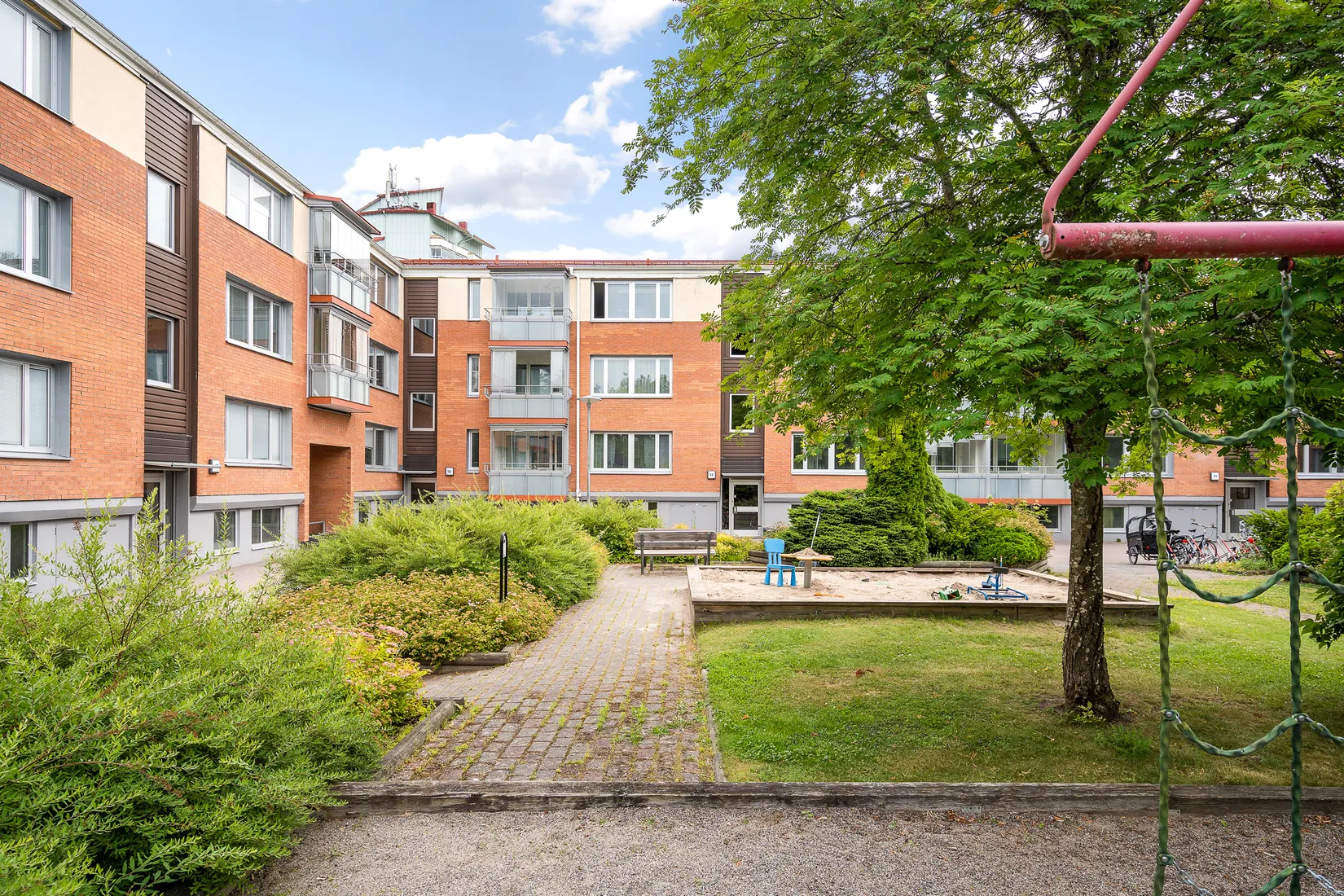 Bostadsrätt, Lövhagsgatan 15, Råby, Västerås