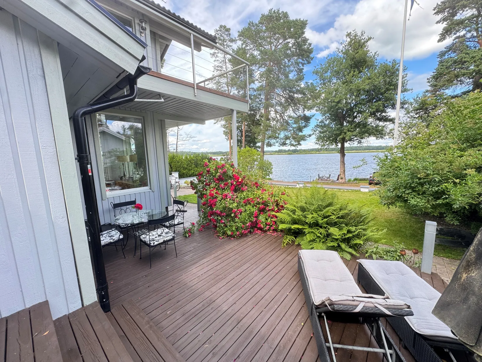 Villa, Sjövägen 20, Malmön, Köping