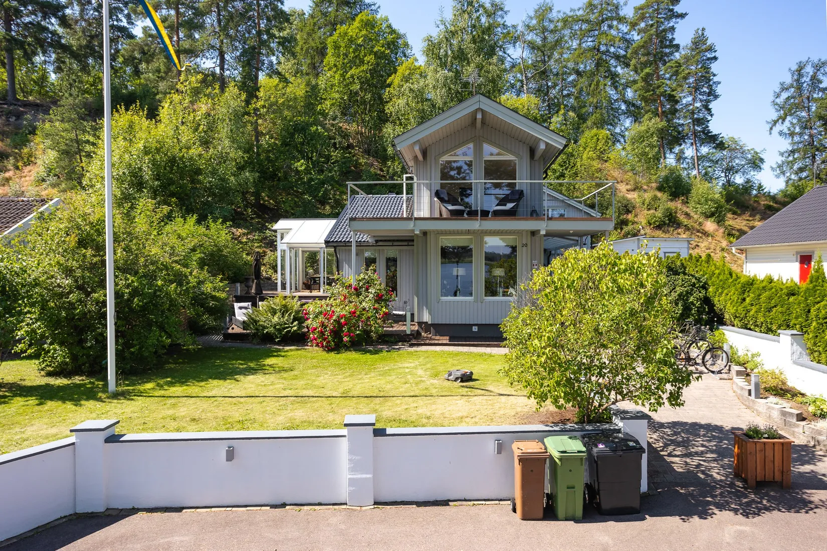 Villa, Sjövägen 20, Malmön, Köping