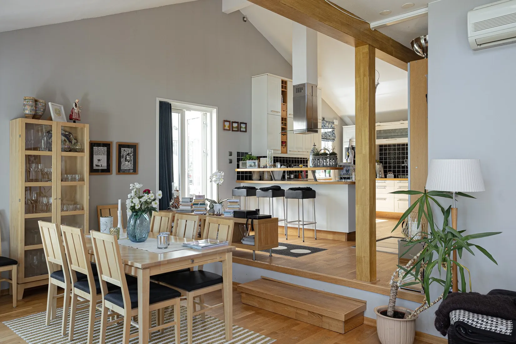 Villa, Sjövägen 20, Malmön, Köping