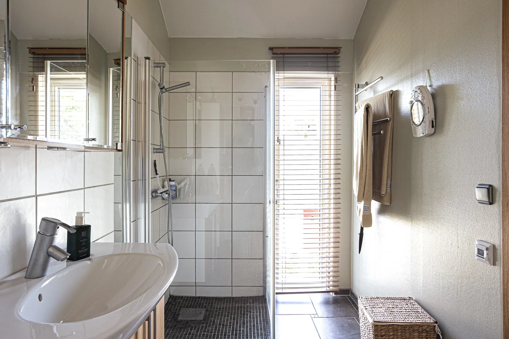 Villa, Sjövägen 20, Malmön, Köping