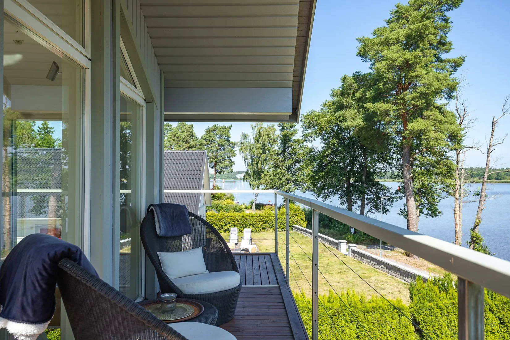 Villa, Sjövägen 20, Malmön, Köping