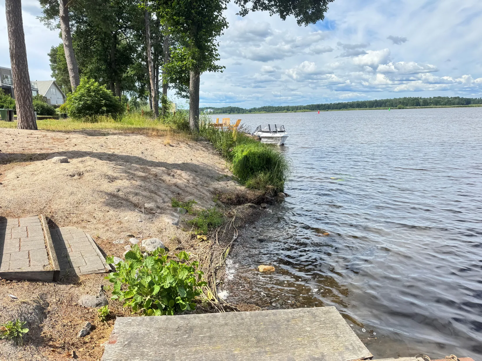 Villa, Sjövägen 20, Malmön, Köping