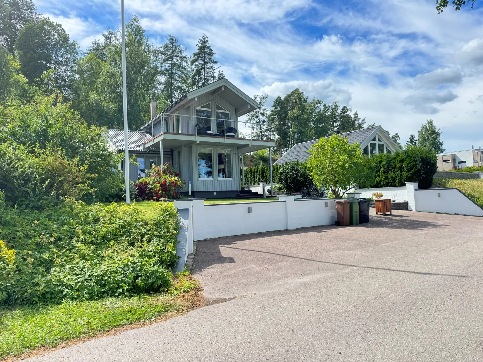 Villa, Sjövägen 20, Malmön, Köping