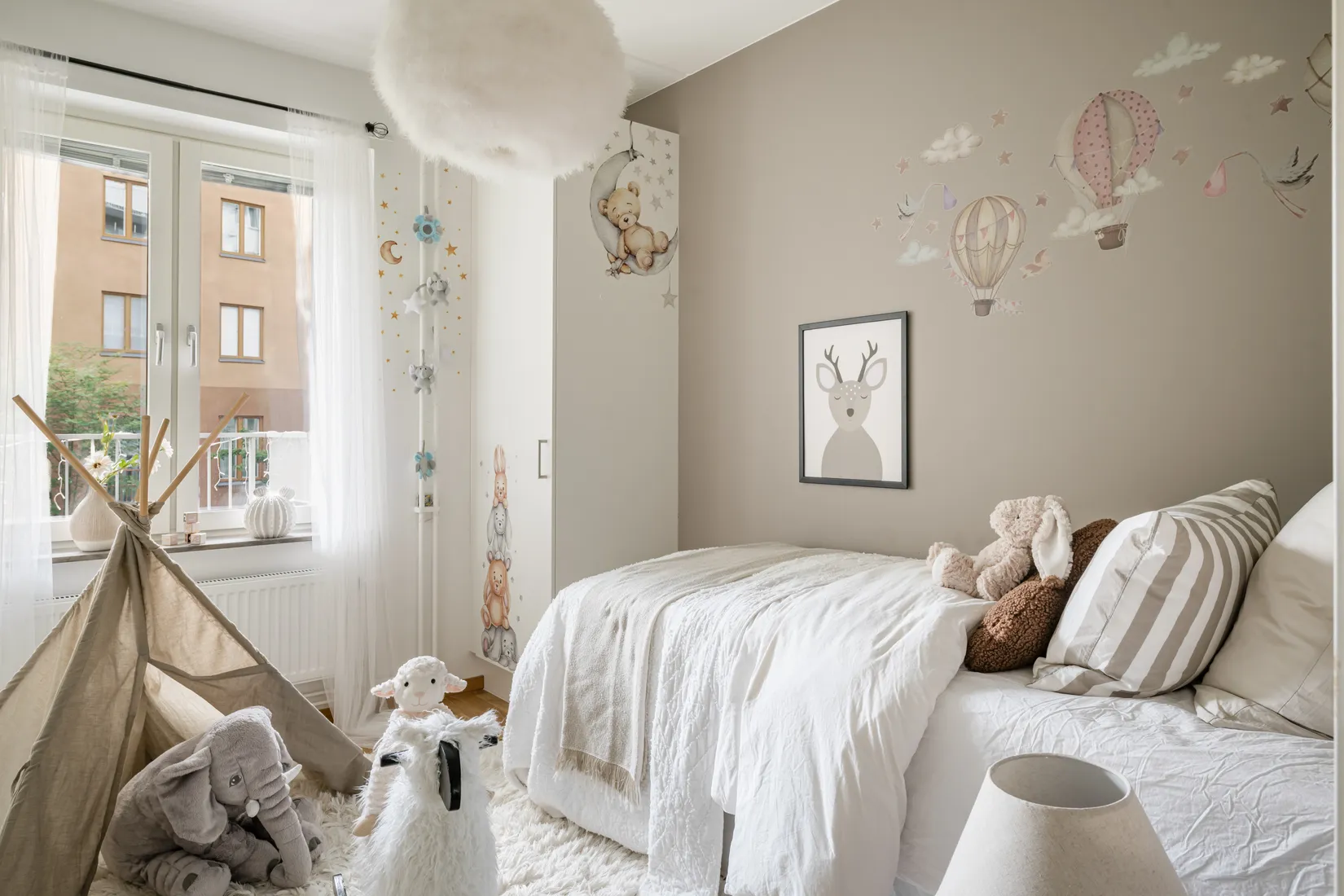 Bostadsrätt, Arvid Tydéns allé 16, Solna