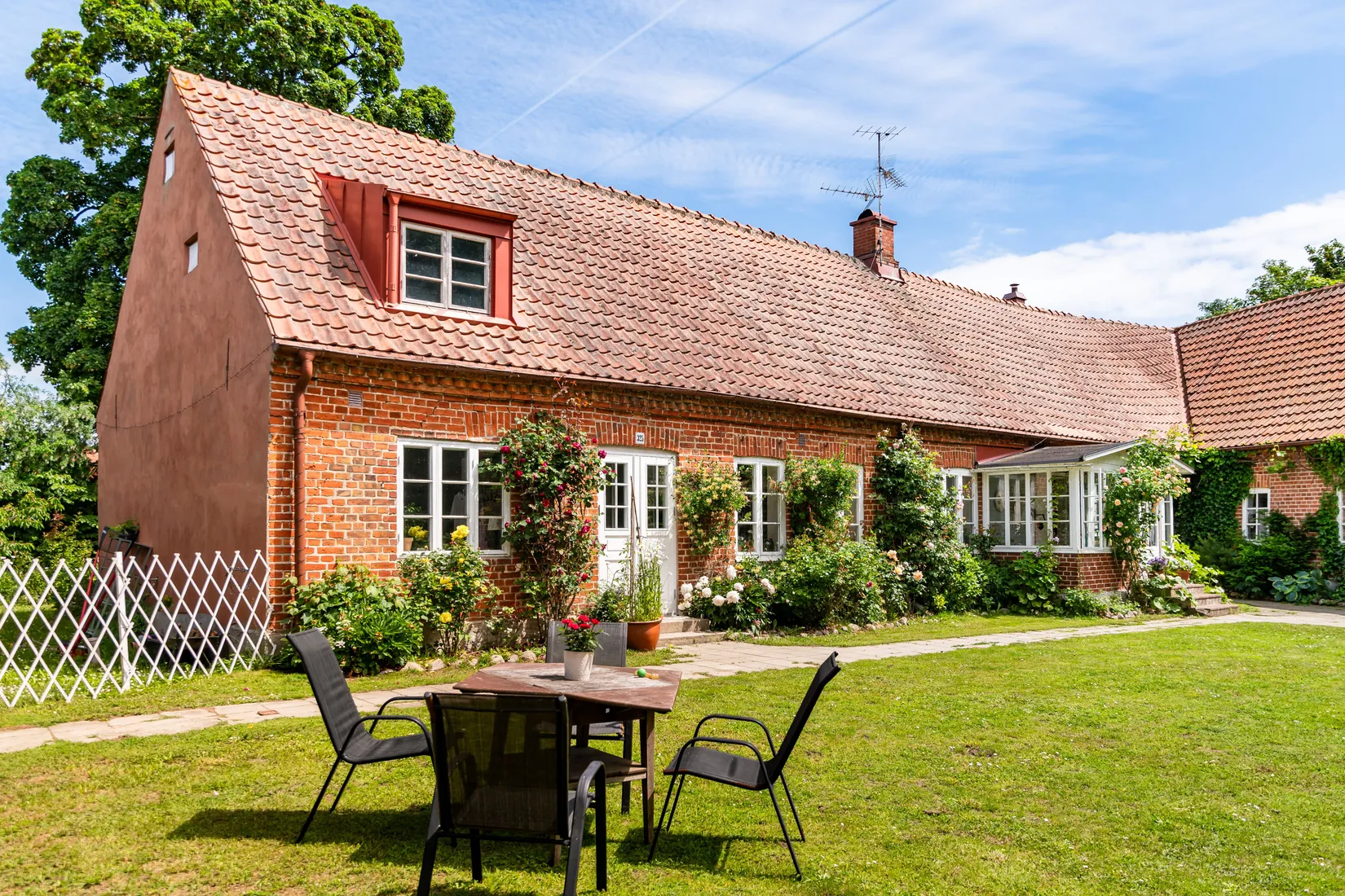 Villa, Svenstorpsvägen 325 och 327, Svenstorp, Ystad