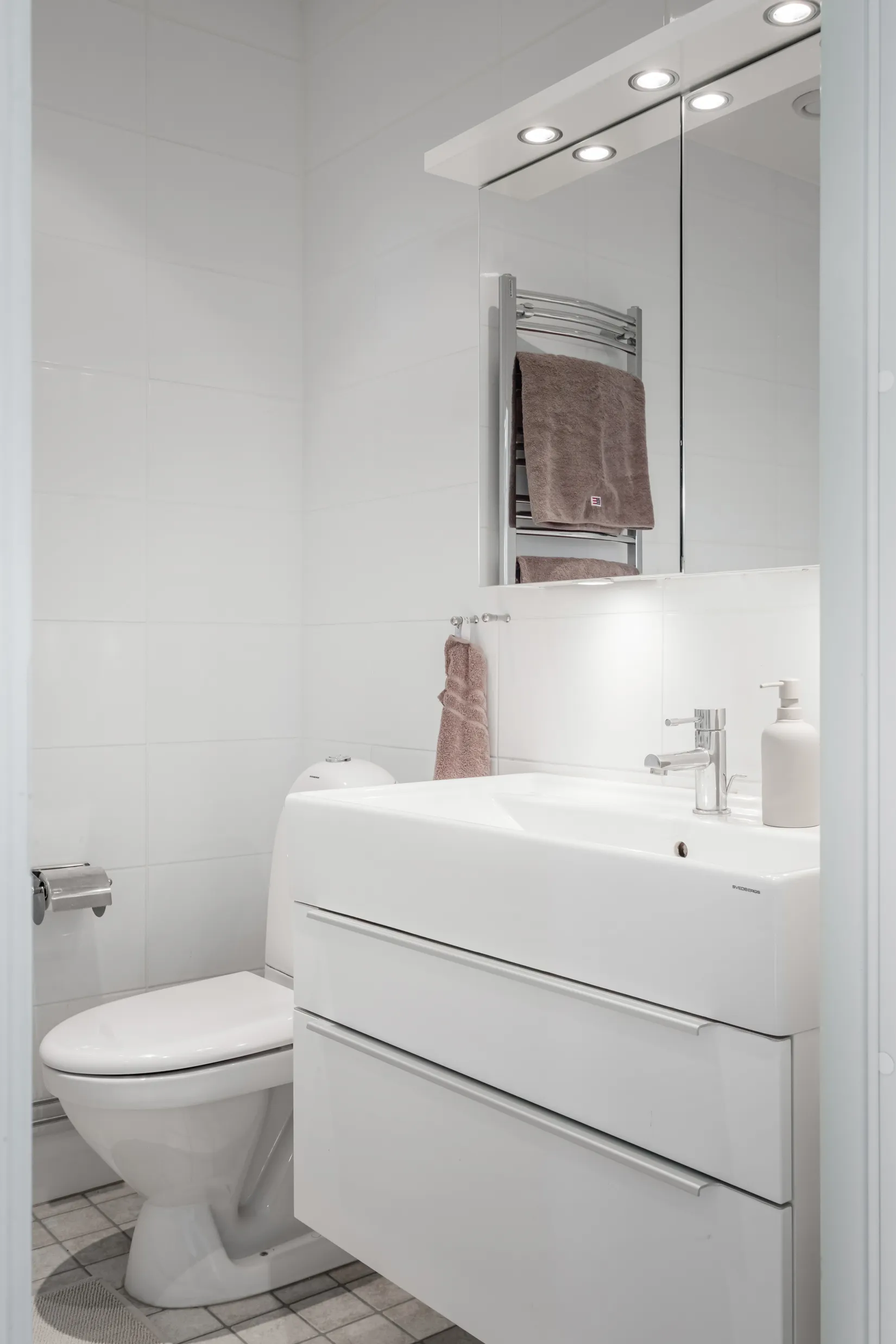 Radhus, Långskeppsvägen 10, Skälby, Järfälla