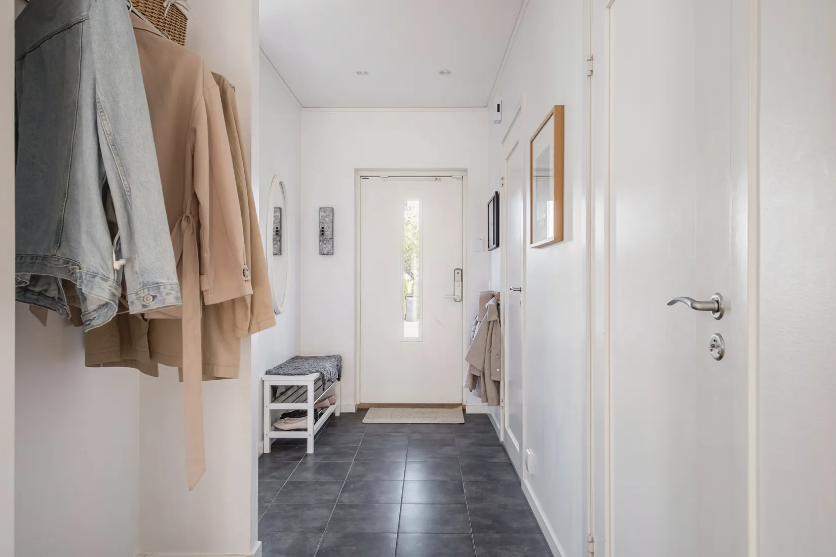 Radhus, Långskeppsvägen 10, Skälby, Järfälla