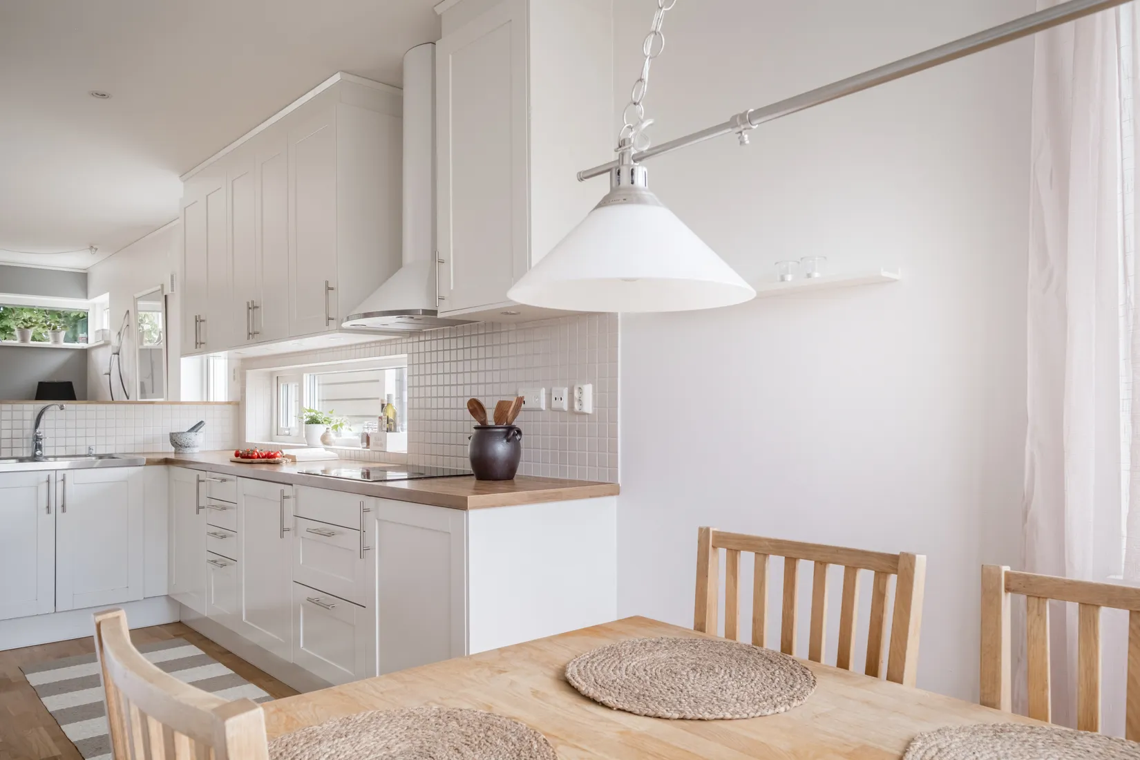 Radhus, Långskeppsvägen 10, Skälby, Järfälla
