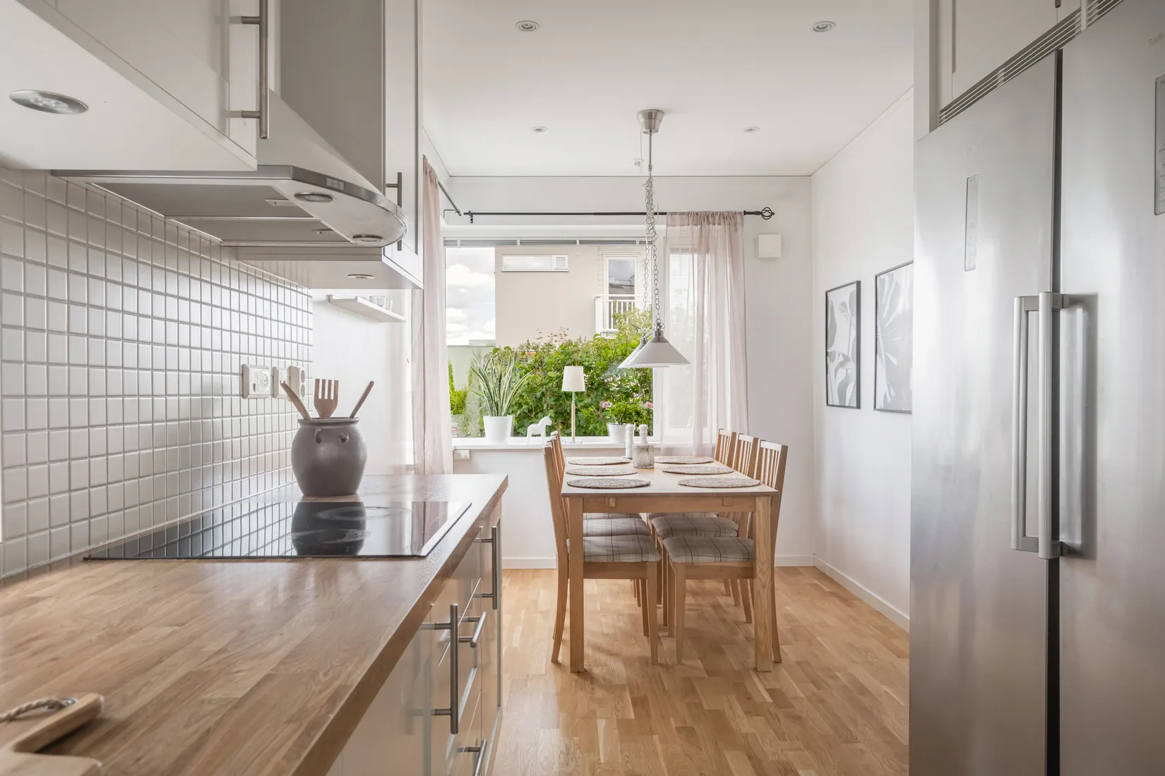 Radhus, Långskeppsvägen 10, Skälby, Järfälla