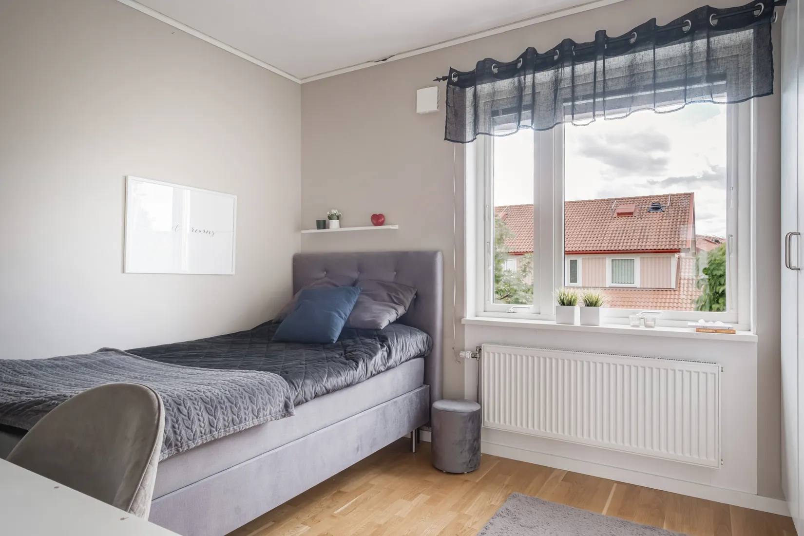 Radhus, Långskeppsvägen 10, Skälby, Järfälla