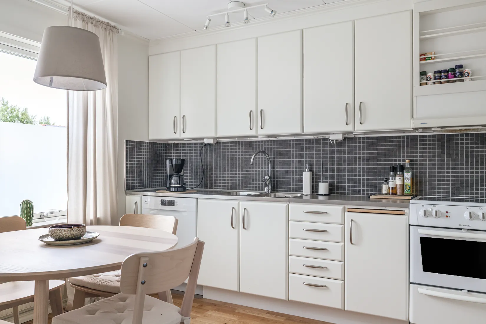 Radhus, Blåmesgatan 39, Kråkeryd, Habo