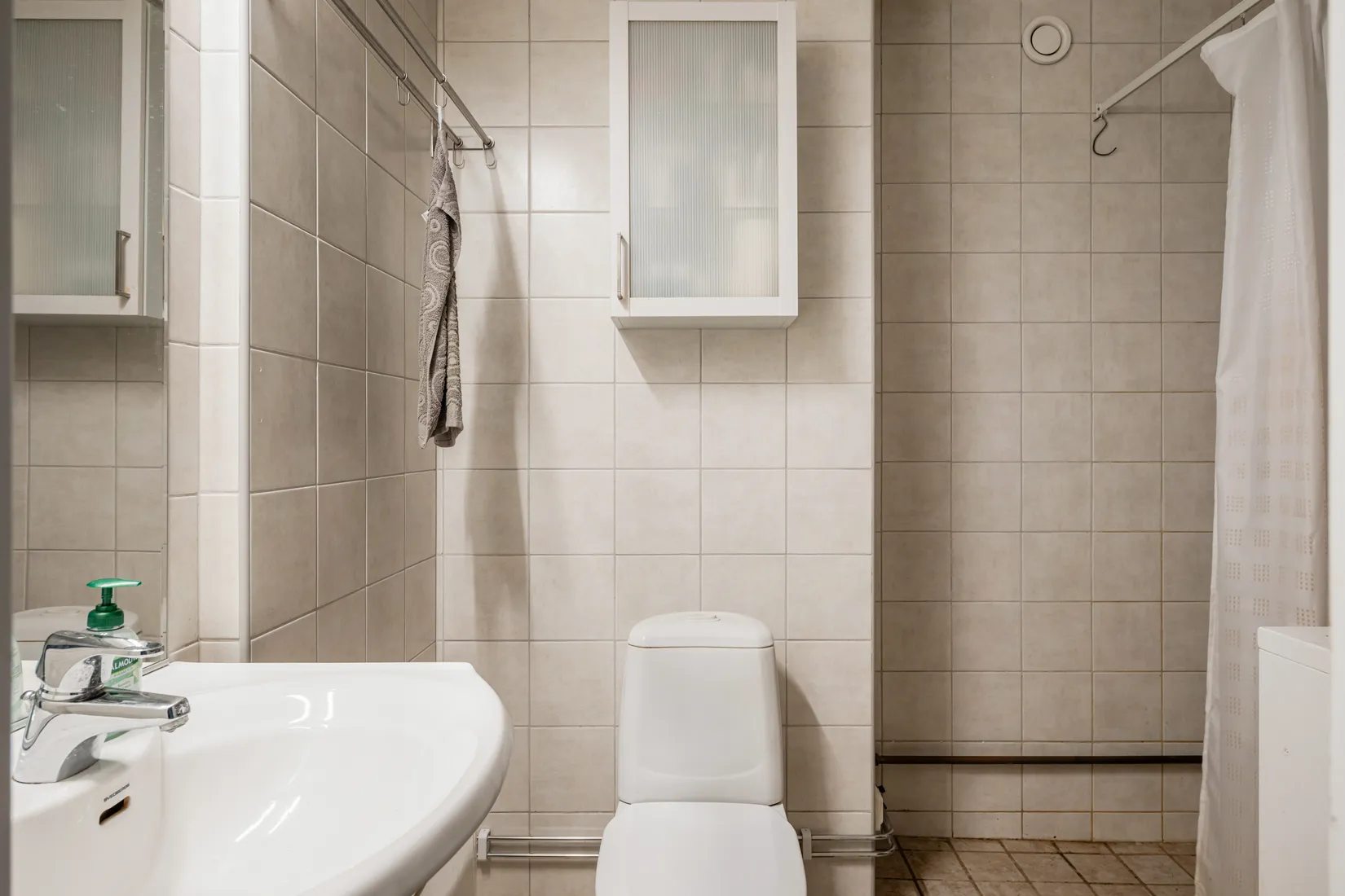 Bostadsrätt, ÅKERBYVÄGEN 276, Täby Centrum - Åkerbyvägen, Täby