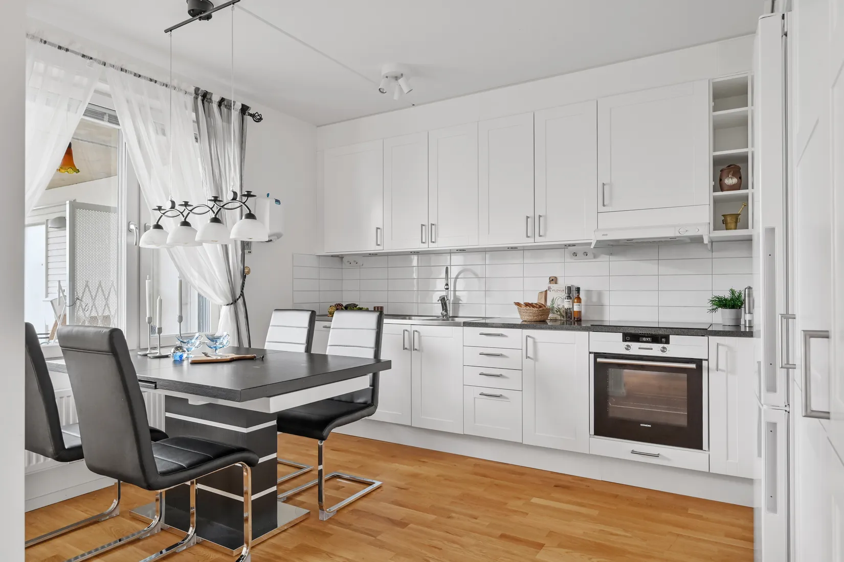 Bostadsrätt, Fänriksvägen 41A, Barkarbystaden, Järfälla