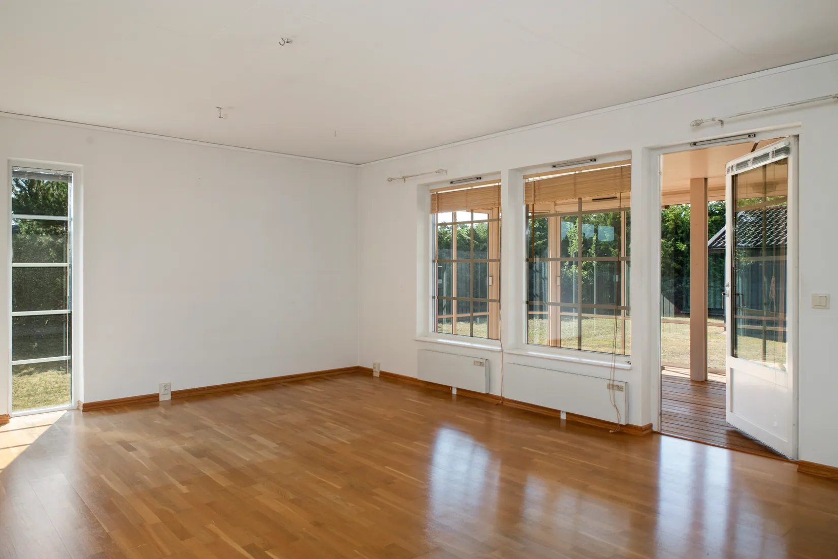 Villa, Lilla Tvärgatan 4, Centralt i Åhus, Kristianstad