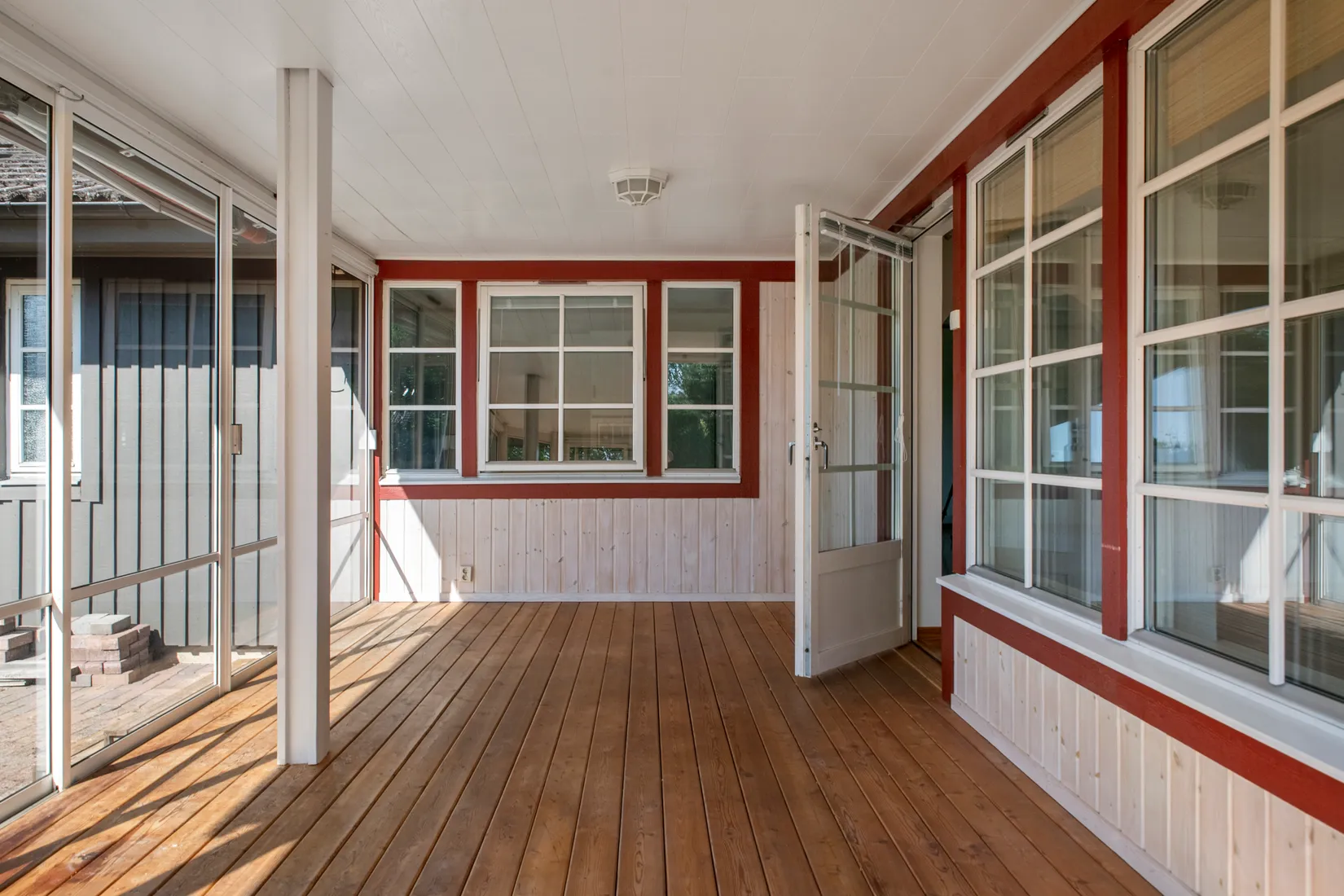 Villa, Lilla Tvärgatan 4, Centralt i Åhus, Kristianstad