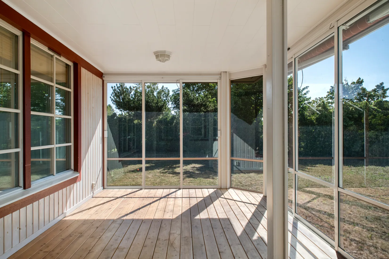 Villa, Lilla Tvärgatan 4, Centralt i Åhus, Kristianstad