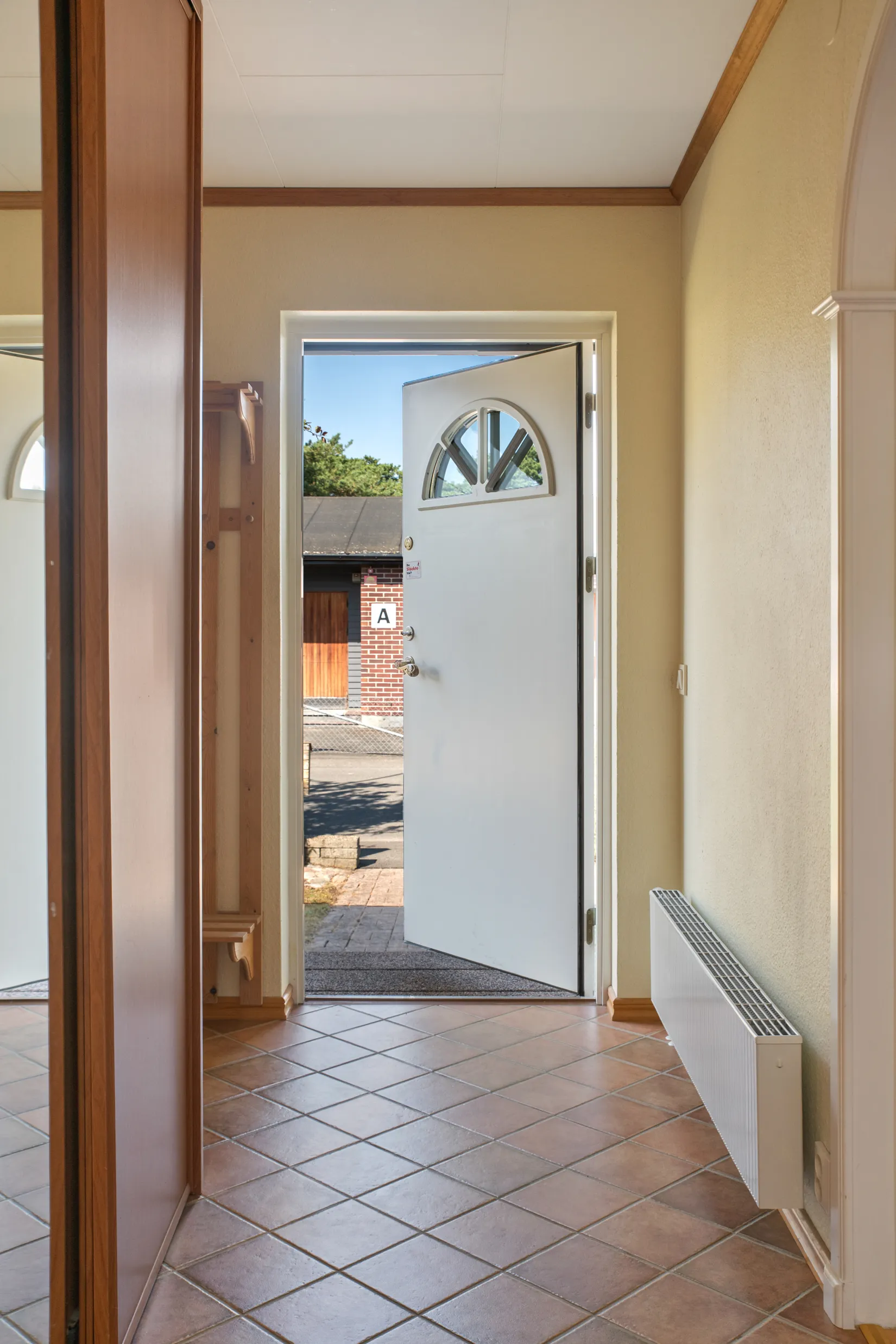 Villa, Lilla Tvärgatan 4, Centralt i Åhus, Kristianstad