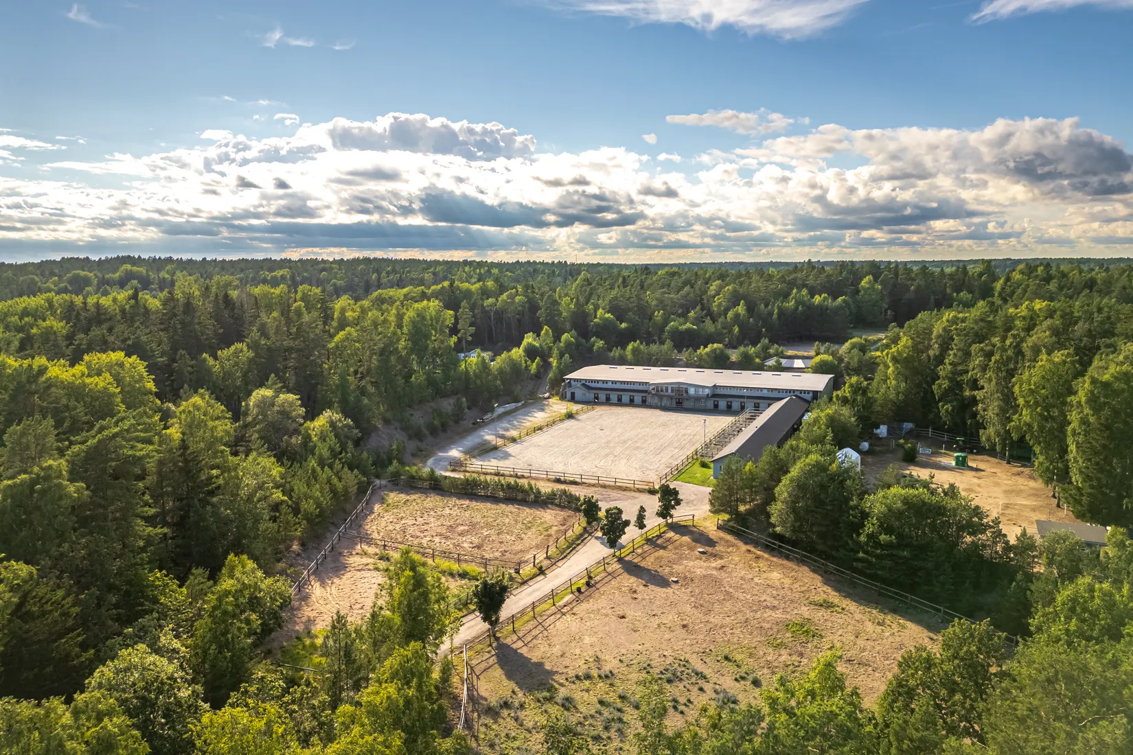 Gård/Skog, GAMLA DYVIKSVÄGEN 19, Björnhuvud, Österåker