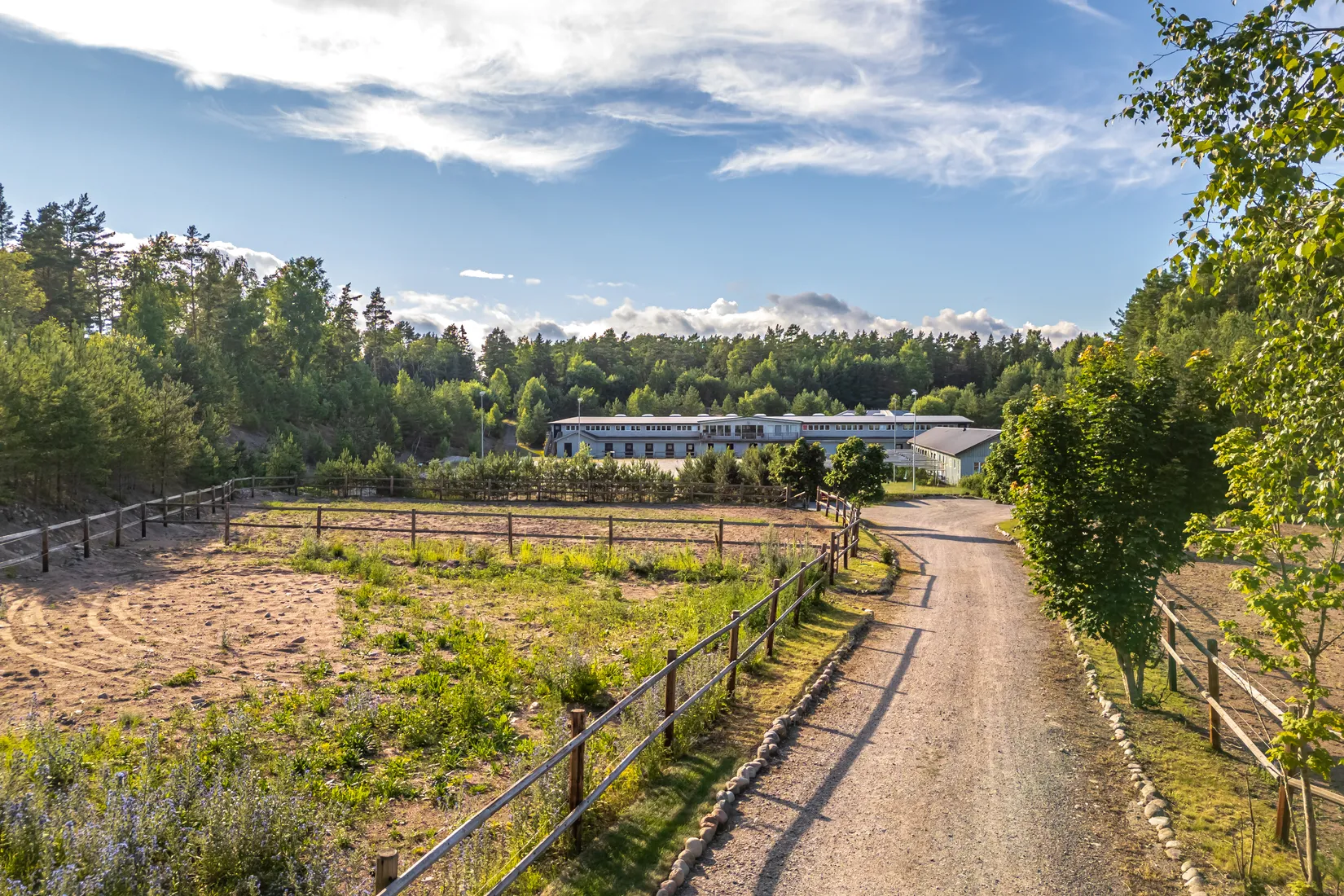 Gård/Skog, GAMLA DYVIKSVÄGEN 19, Björnhuvud, Österåker