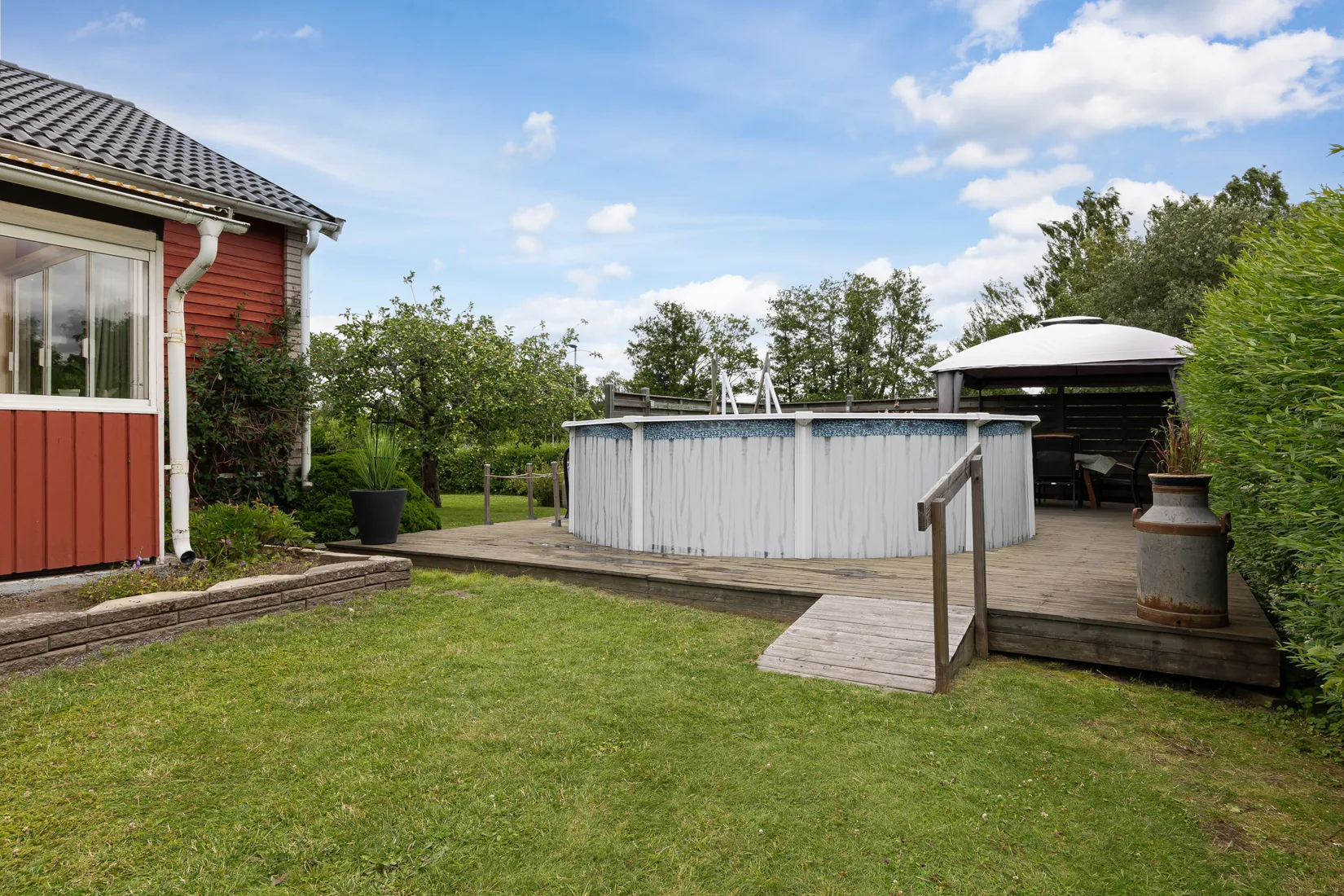 Villa, Algatan 9, Språttebo, Tibro