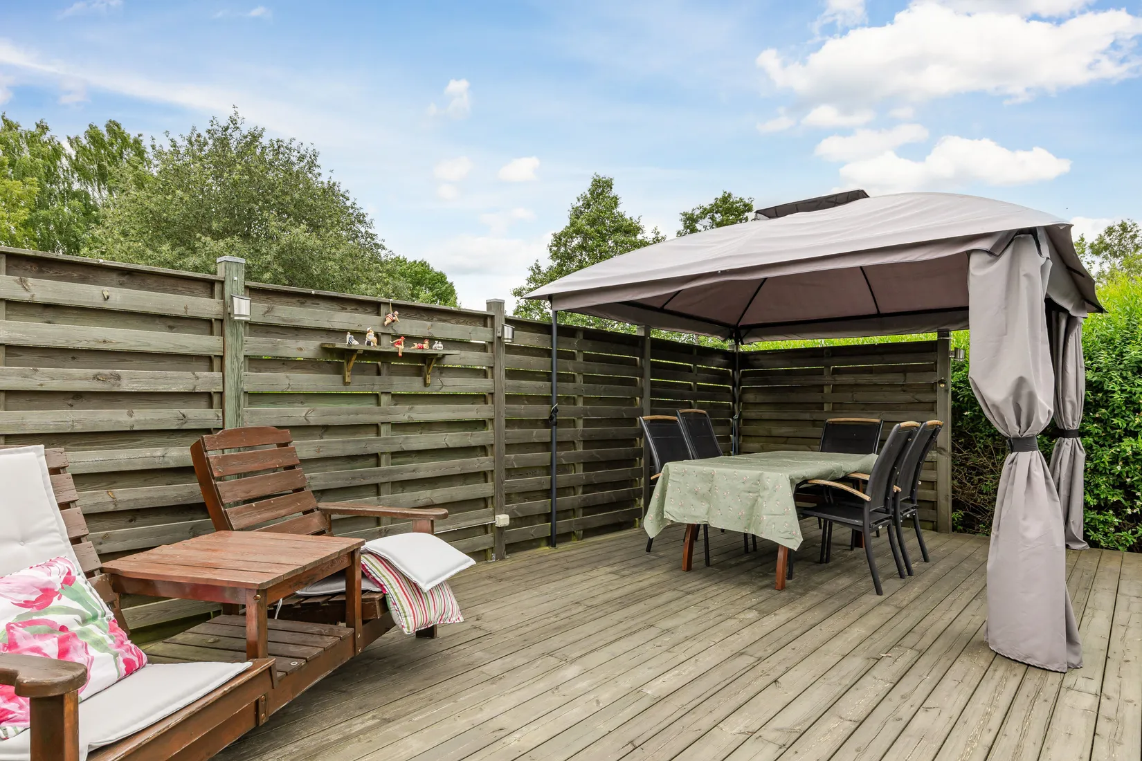 Villa, Algatan 9, Språttebo, Tibro