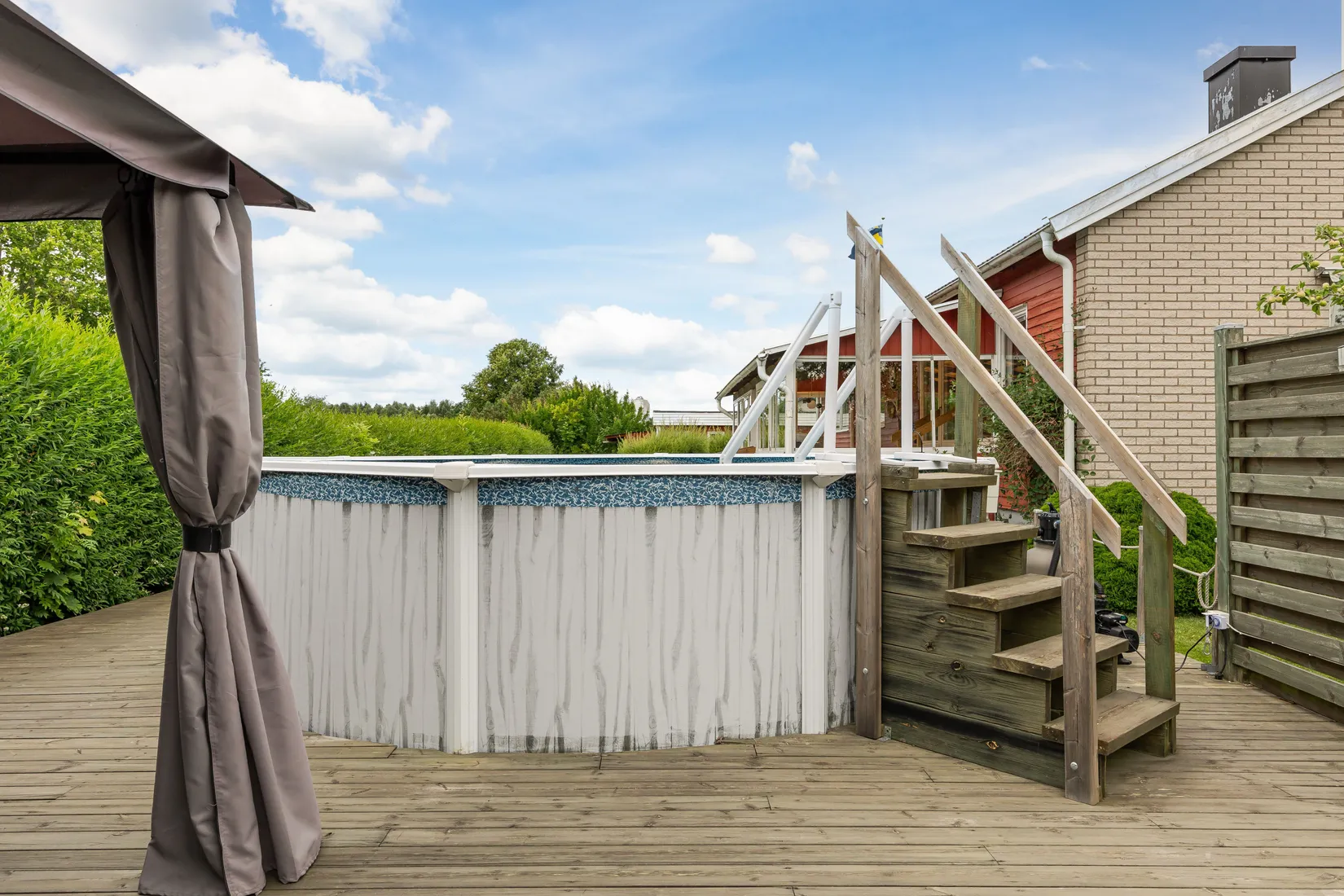 Villa, Algatan 9, Språttebo, Tibro