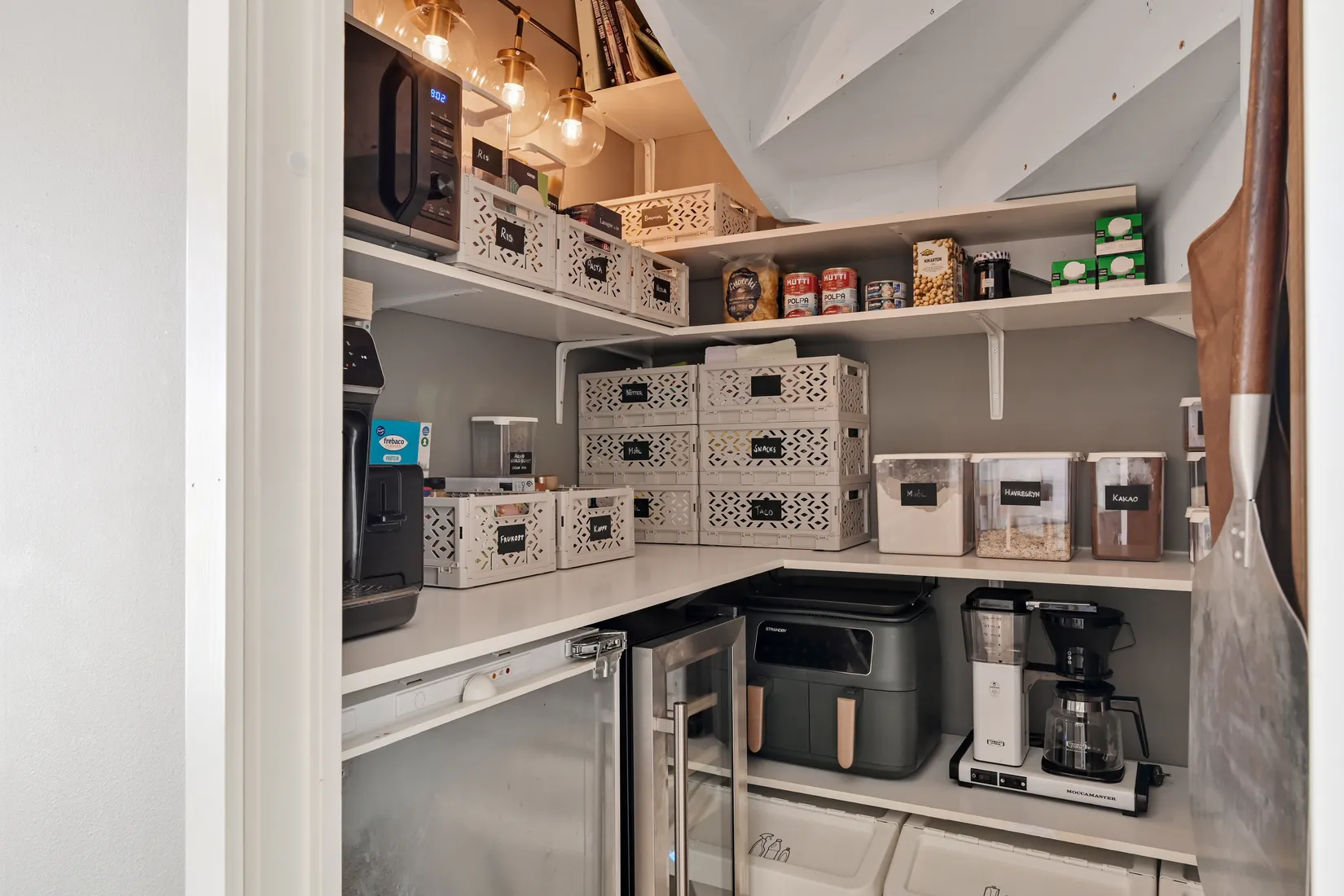 Bostadsrätt, Radhus, Vålbergavägen 6, Barkarby, Järfälla