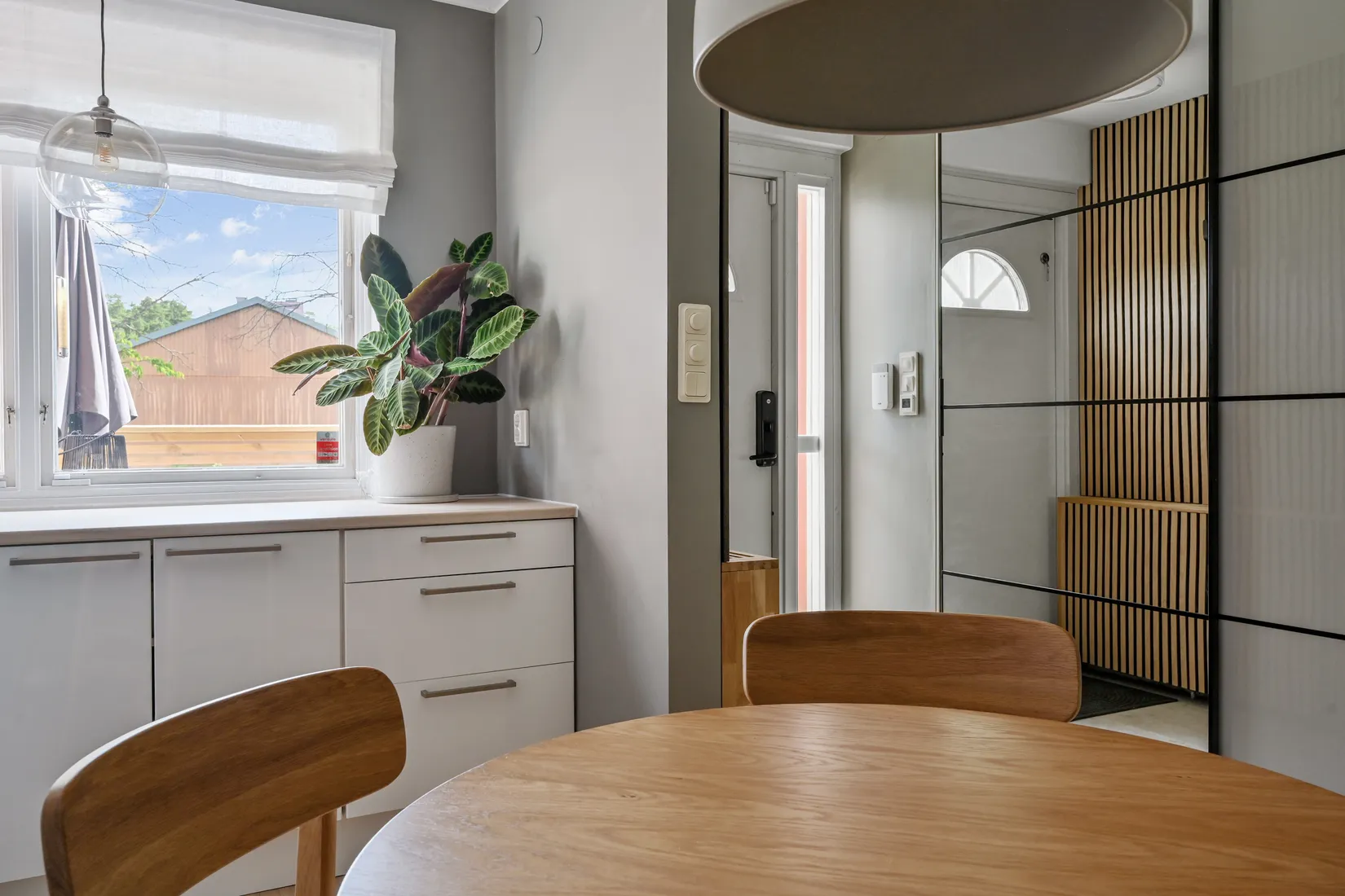 Bostadsrätt, Radhus, Vålbergavägen 6, Barkarby, Järfälla