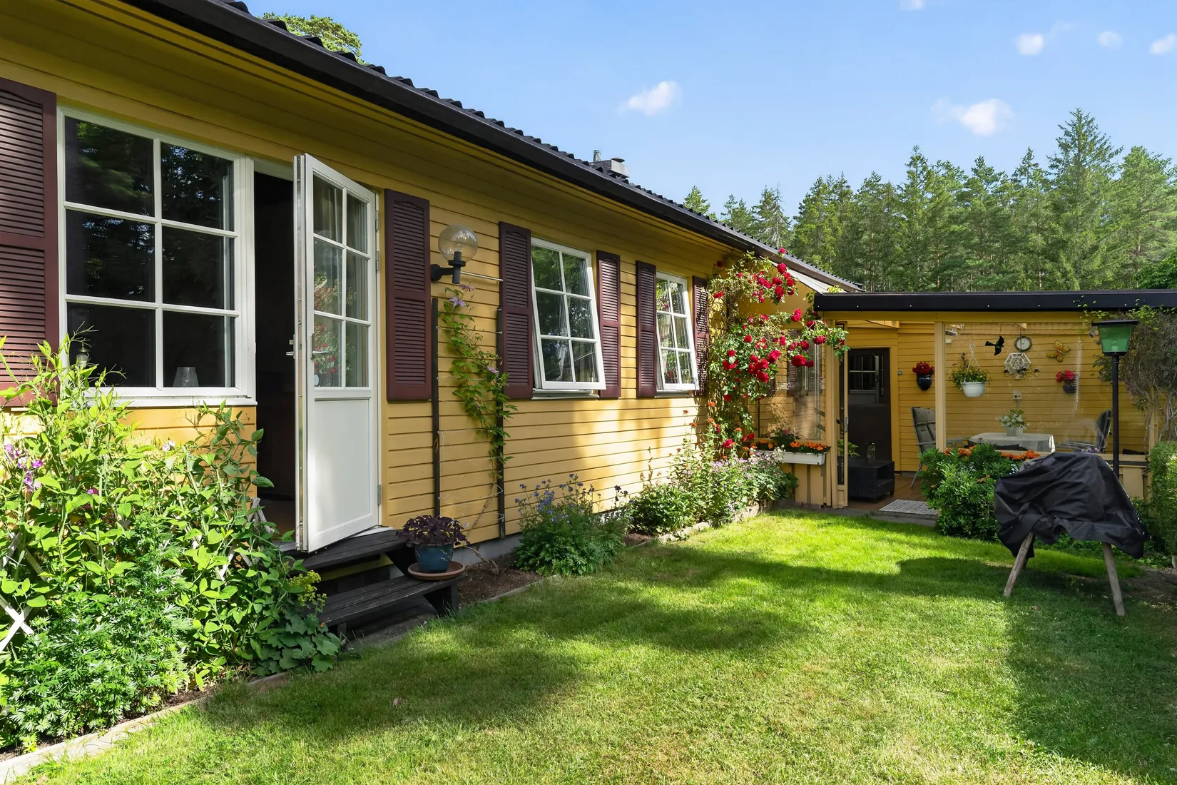 Villa, Vårmossevägen 27, Nyköping