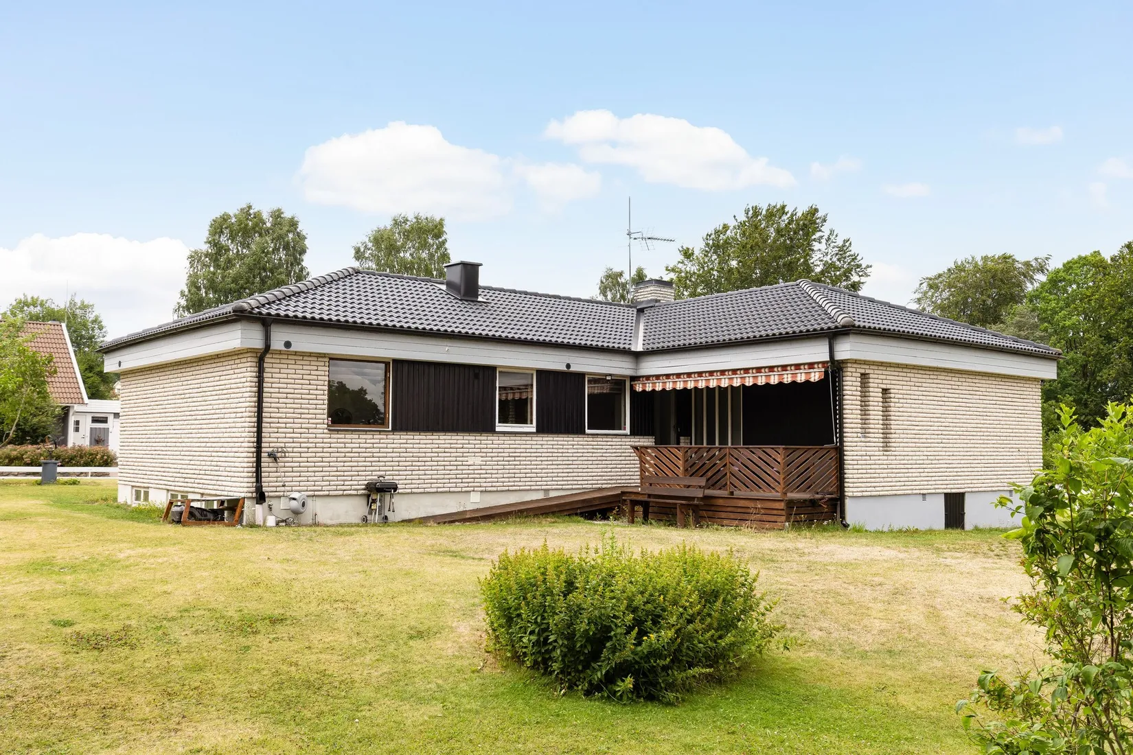 Villa, Mellangatan 1, Vissefjärda, Emmaboda
