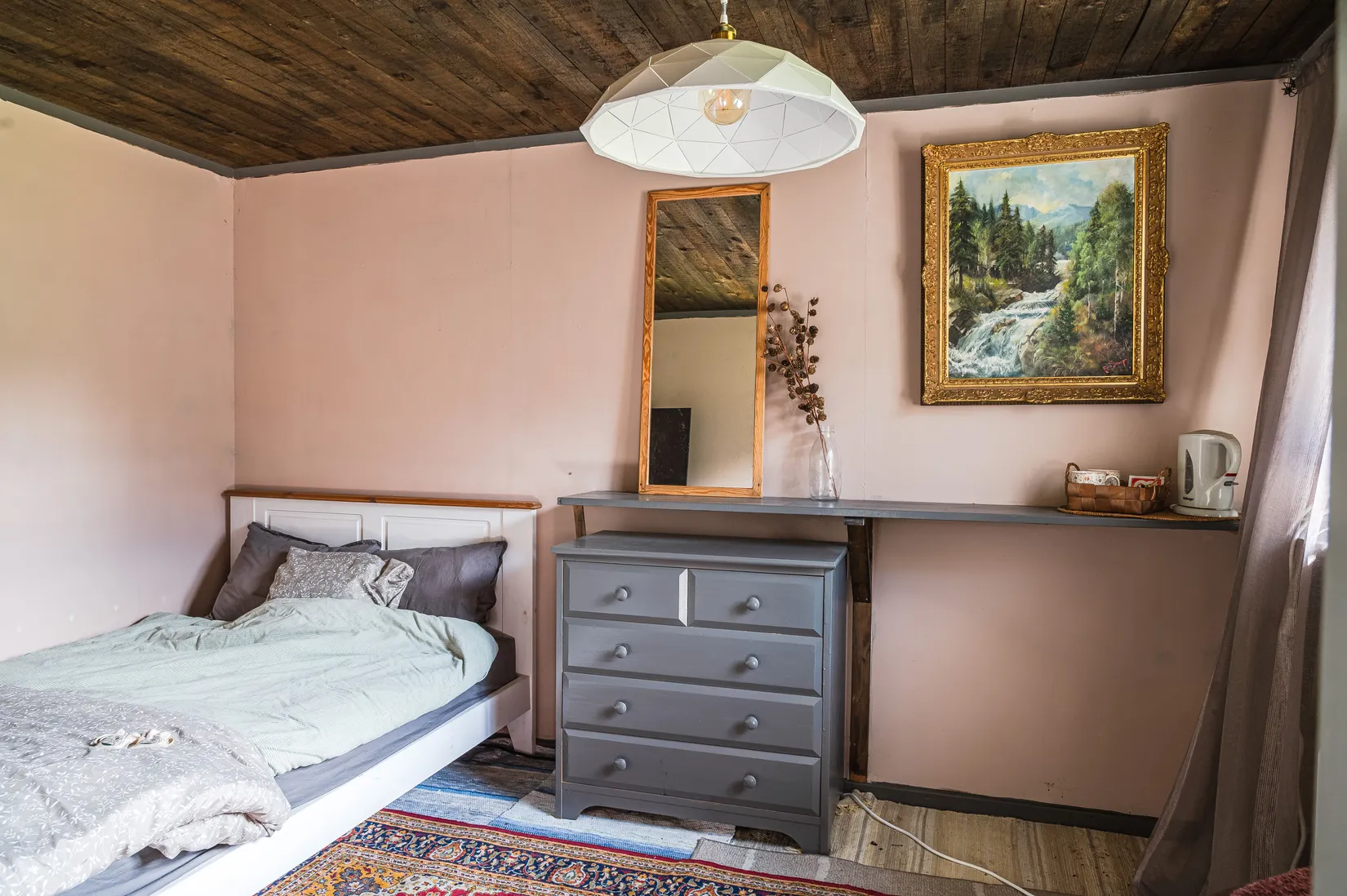 Villa, Kvarnliden 5, Larv, Vara
