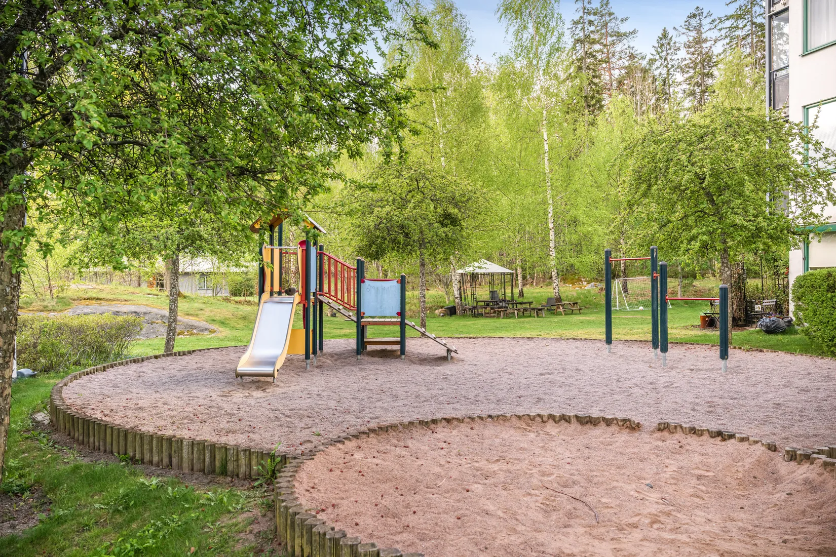 Bostadsrätt, Skogsslingan 10, Charlottenberg, Danderyd