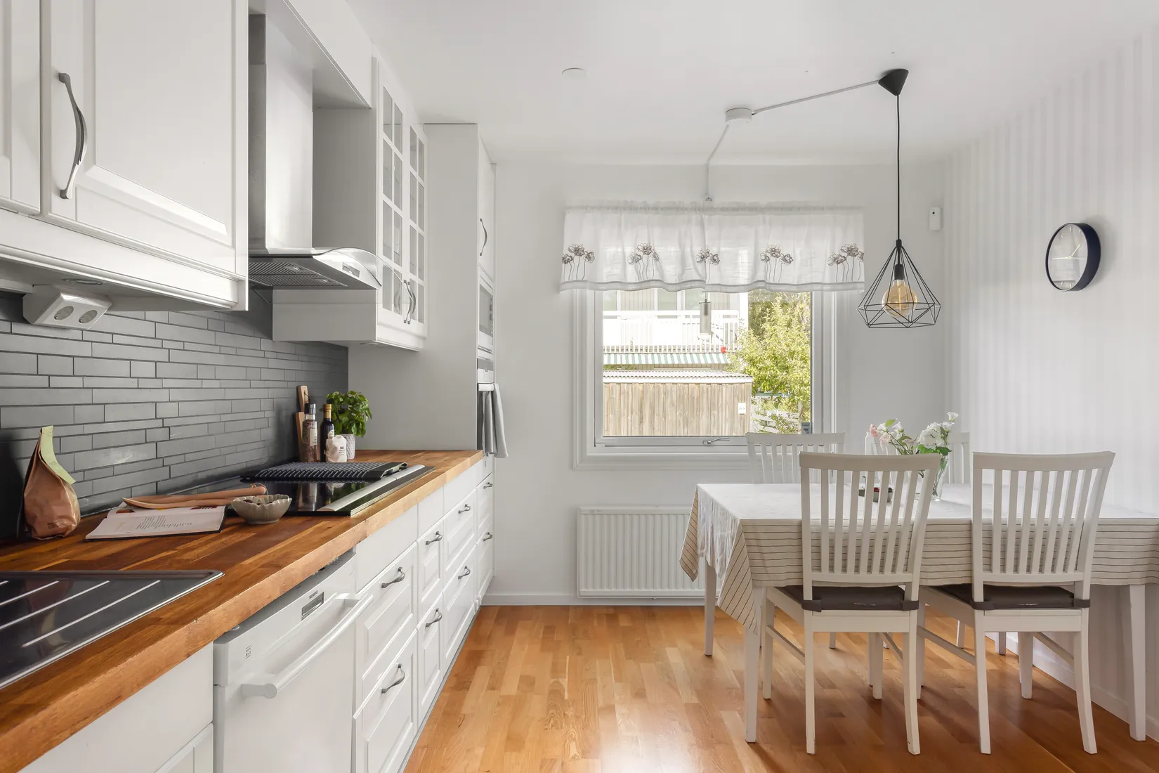 Radhus, Capellavägen 16, Skälby, Järfälla
