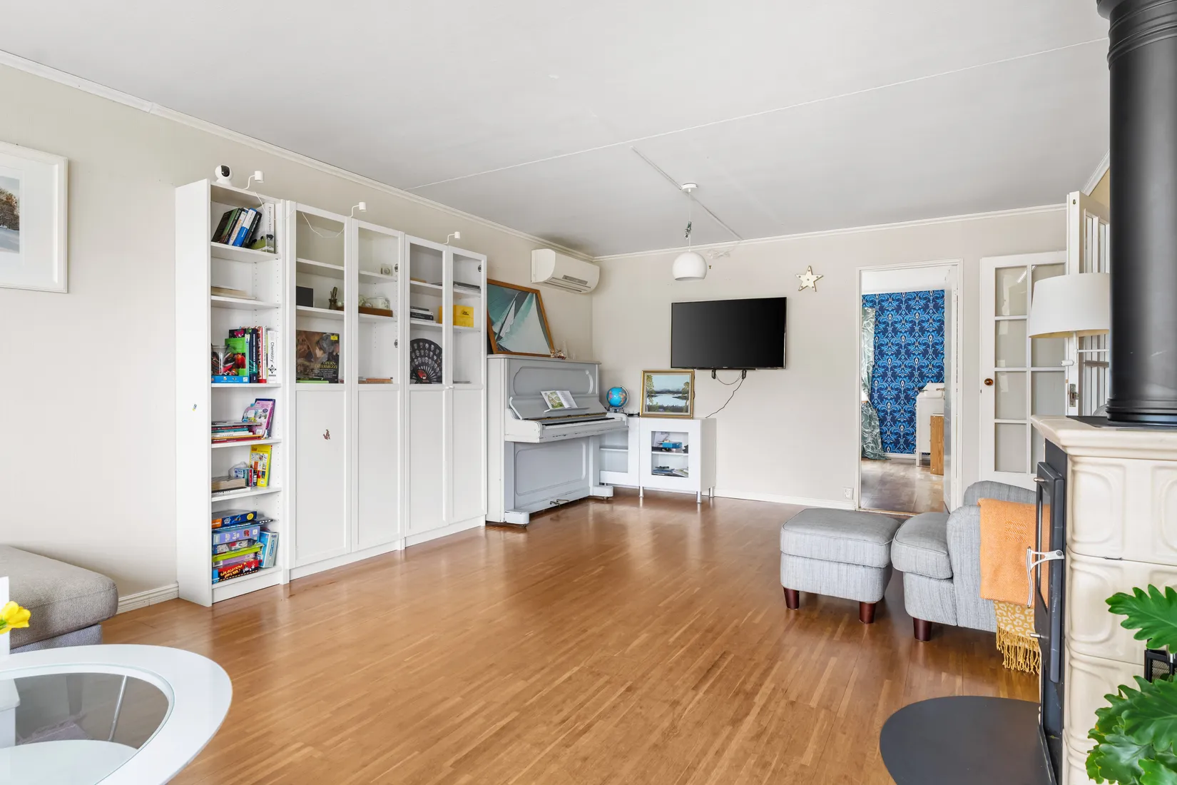 Villa, Fullblodsvägen 26, Lillhällom/Bergsåker, Sundsvall
