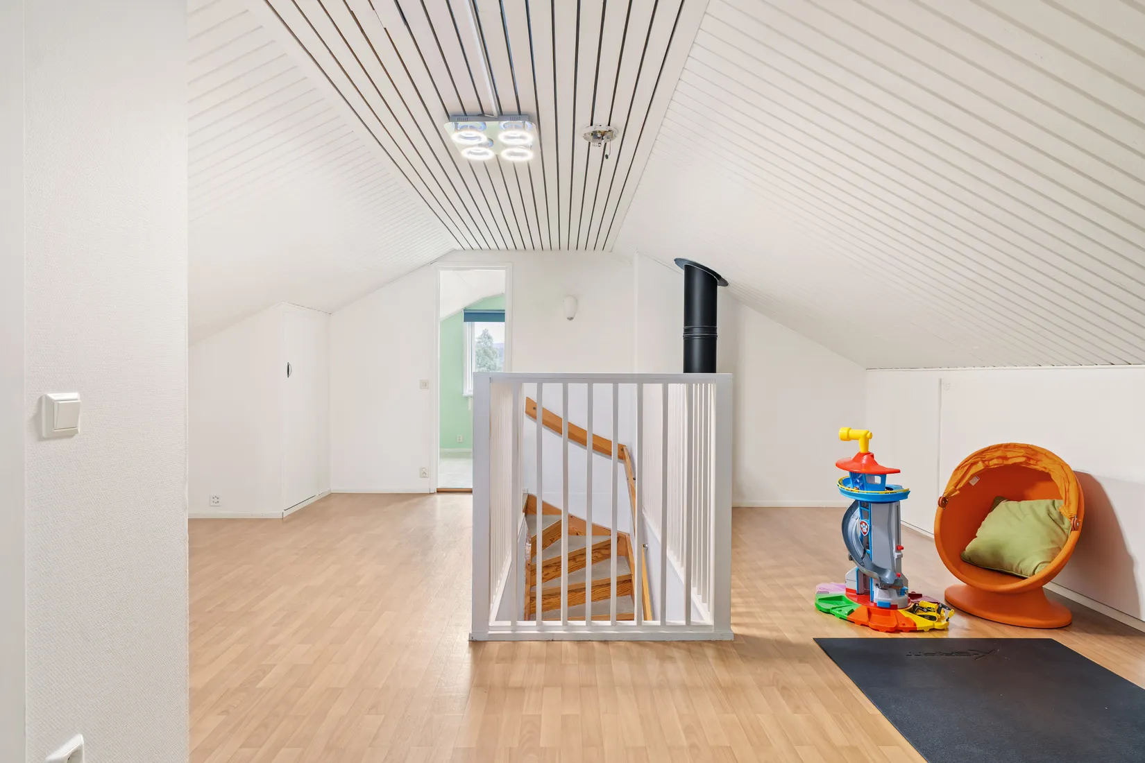 Villa, Fullblodsvägen 26, Lillhällom/Bergsåker, Sundsvall