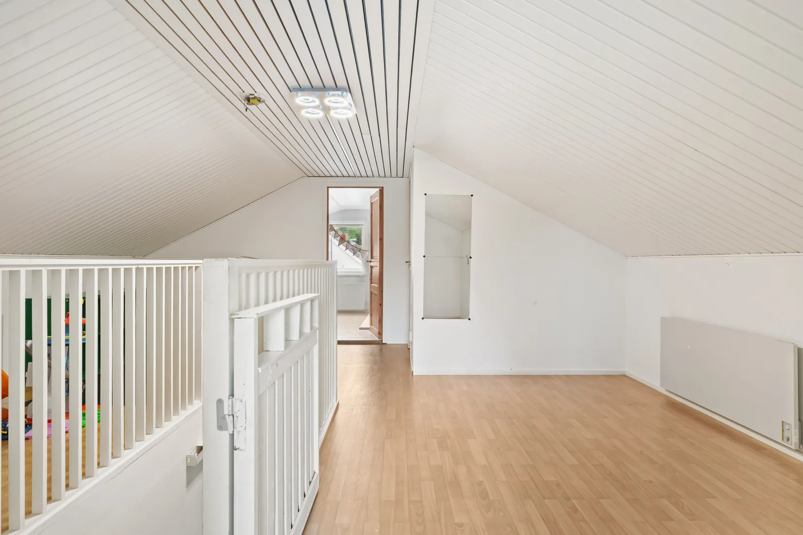 Villa, Fullblodsvägen 26, Lillhällom/Bergsåker, Sundsvall