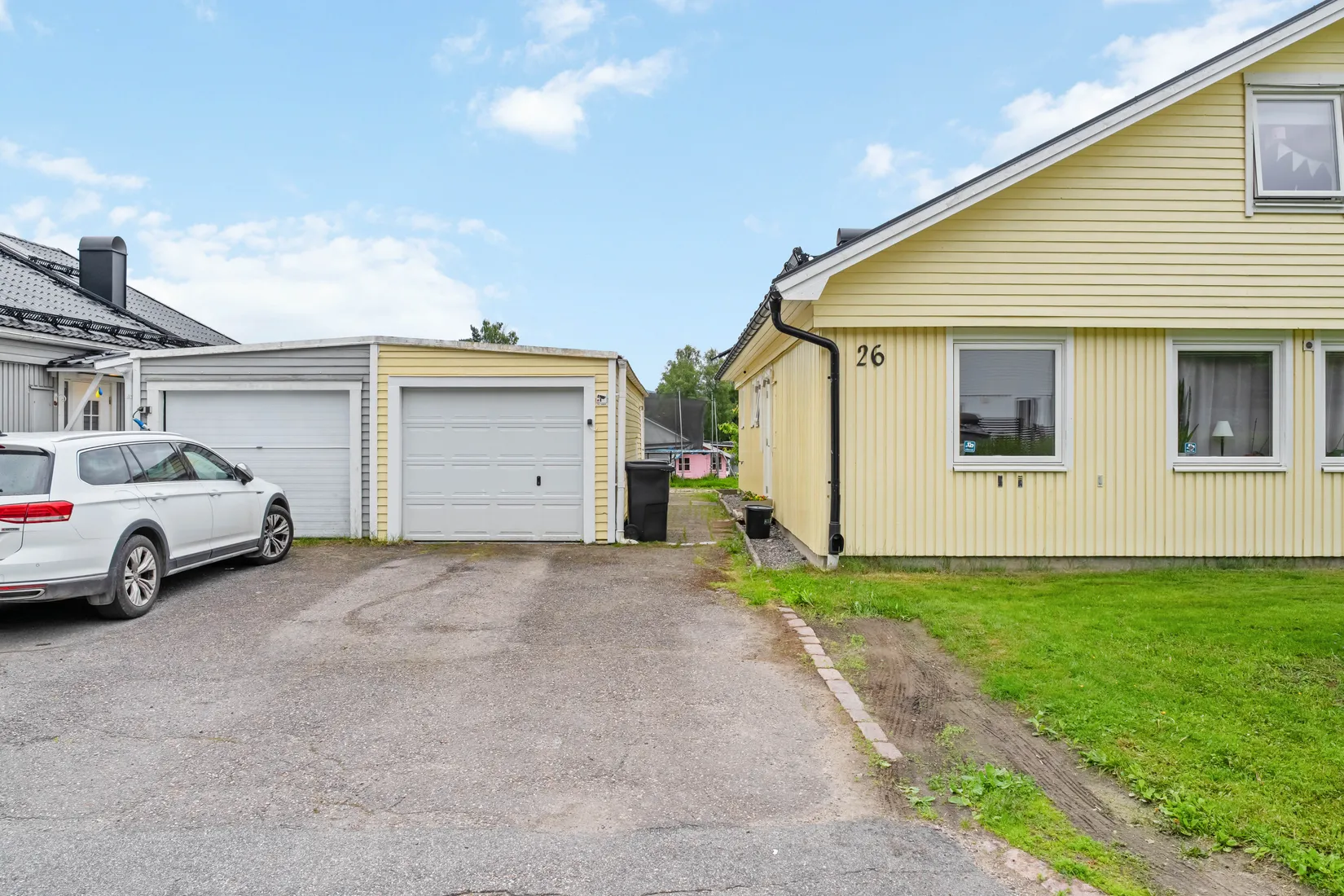 Villa, Fullblodsvägen 26, Lillhällom/Bergsåker, Sundsvall