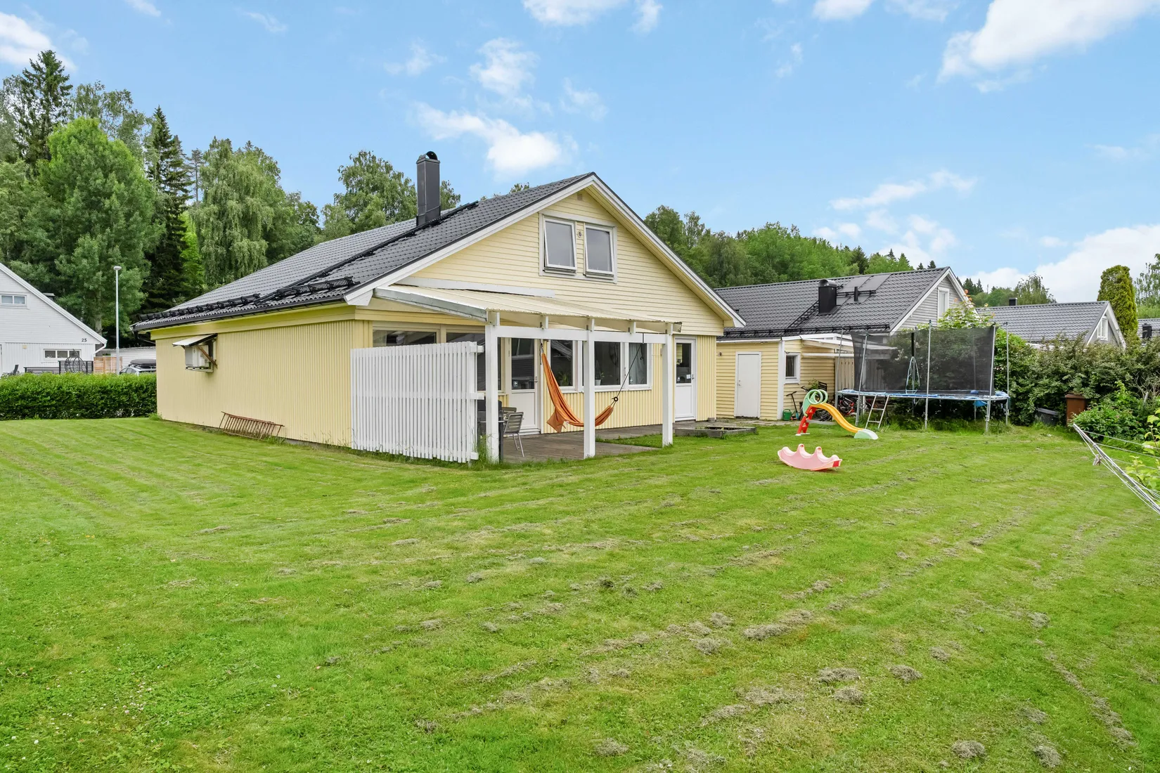 Villa, Fullblodsvägen 26, Lillhällom/Bergsåker, Sundsvall