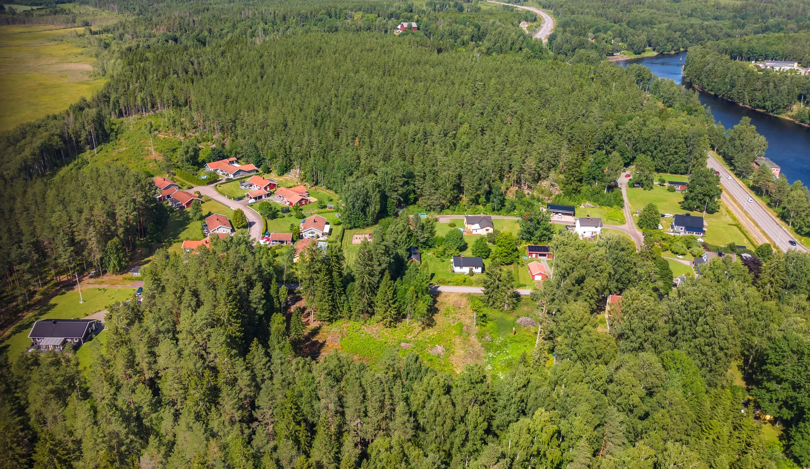 Tomt, Öjenäs 1:299, Dyvelsten, Forshaga